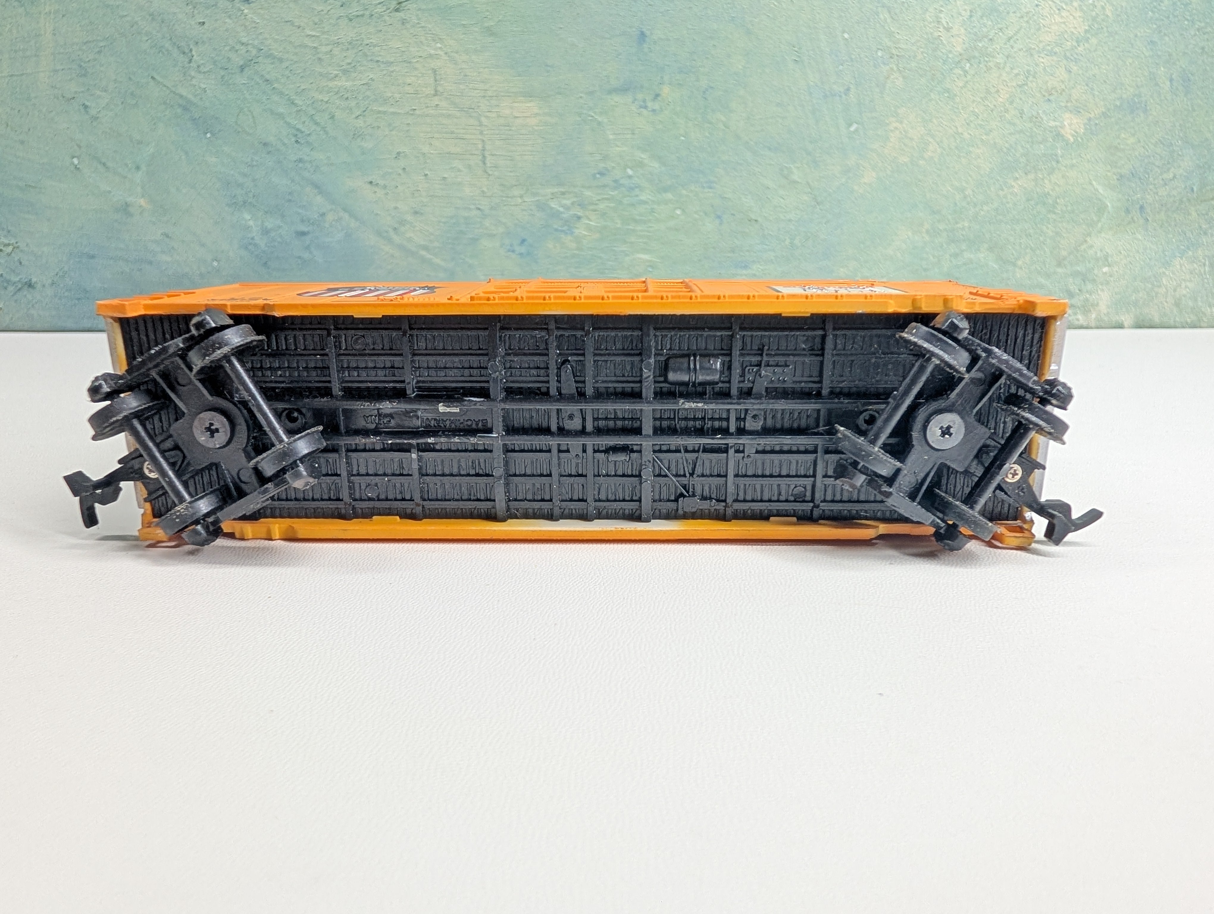USED Bachmann HO Scale 40' Hi-Cube Box Car Union Pacific UP #518125