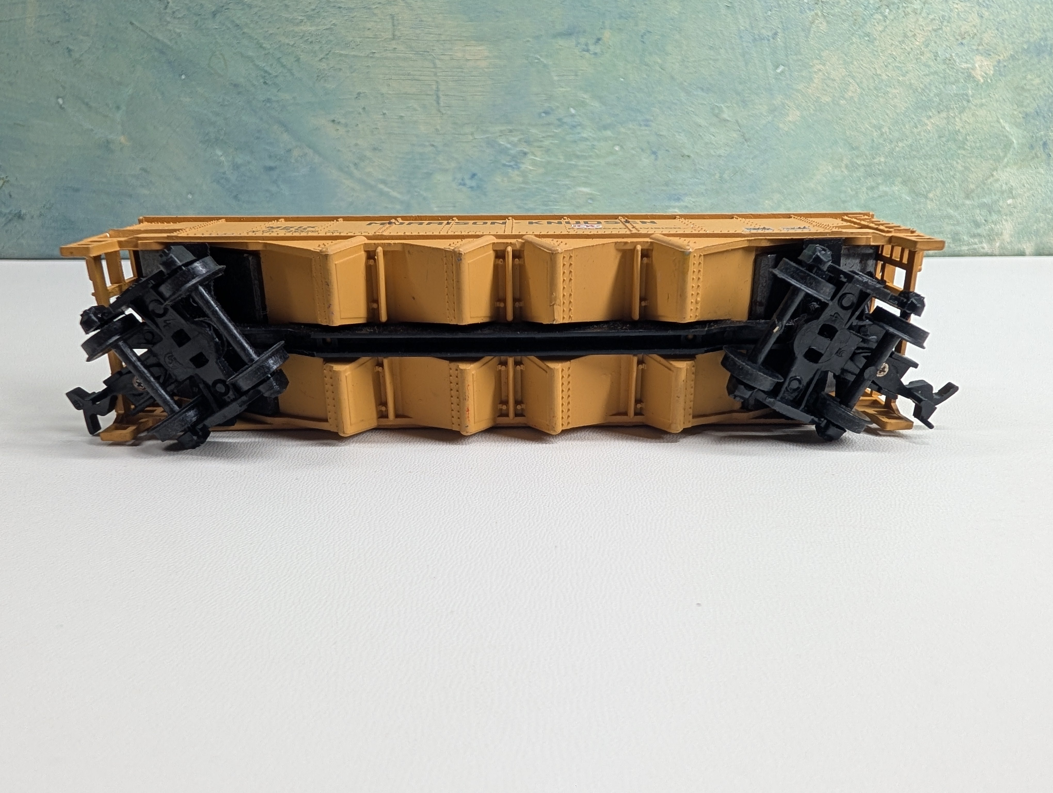 USED Bachmann HO Scale Quad Hopper Morrison Knudsen MKIX #750