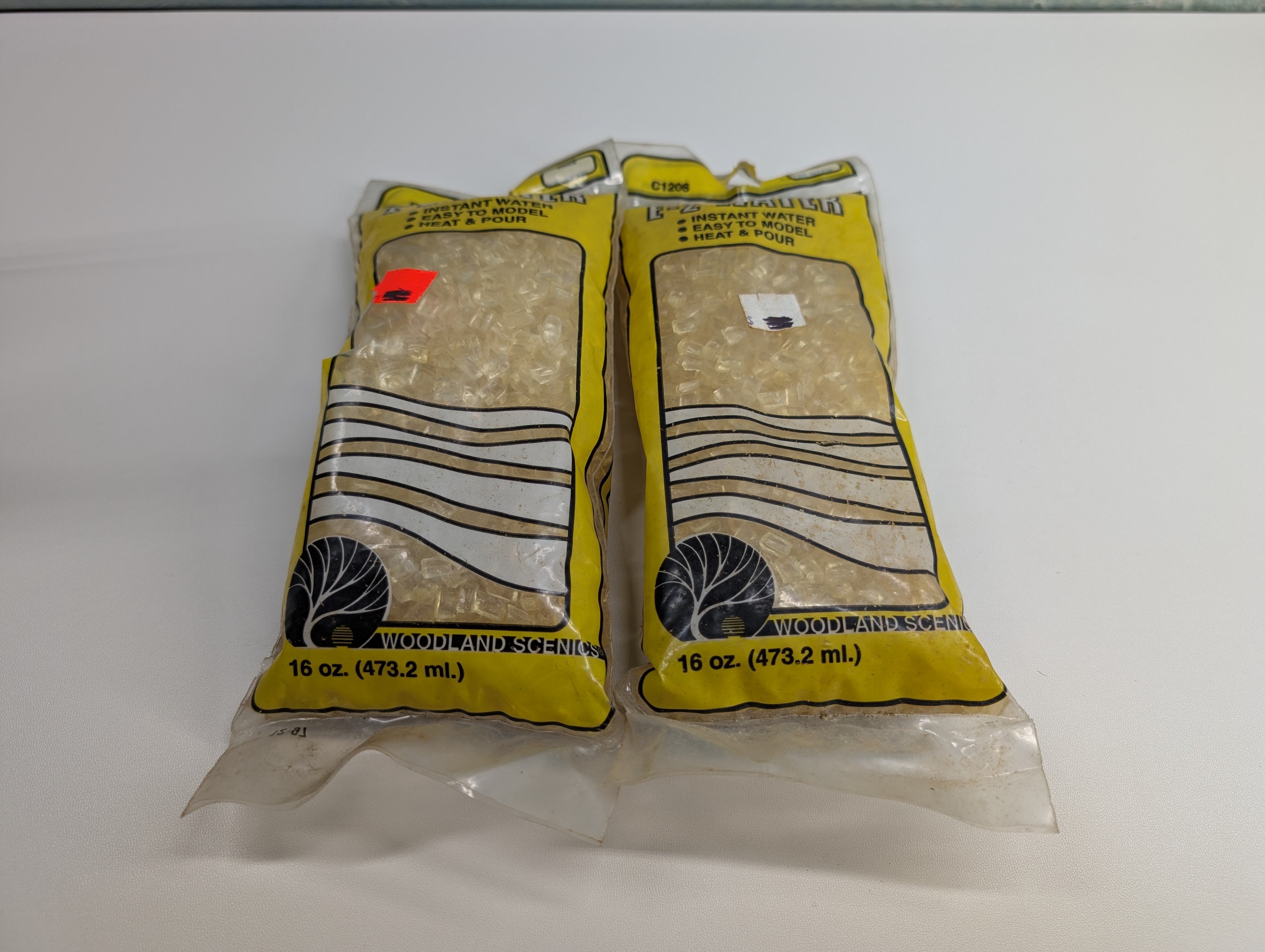 Woodland Scenics C1206 MULTI Scale E-Z Water (2 pcs)