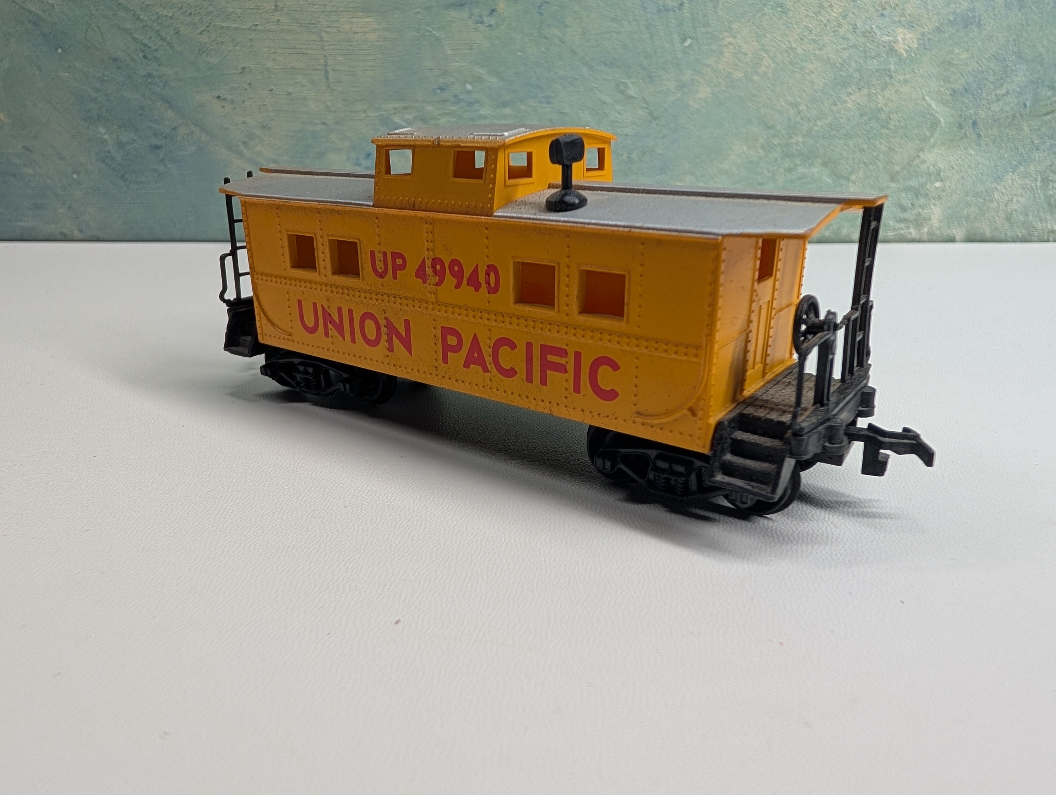 USED Life-Like HO Scale Caboose Union Pacific UP #49940
