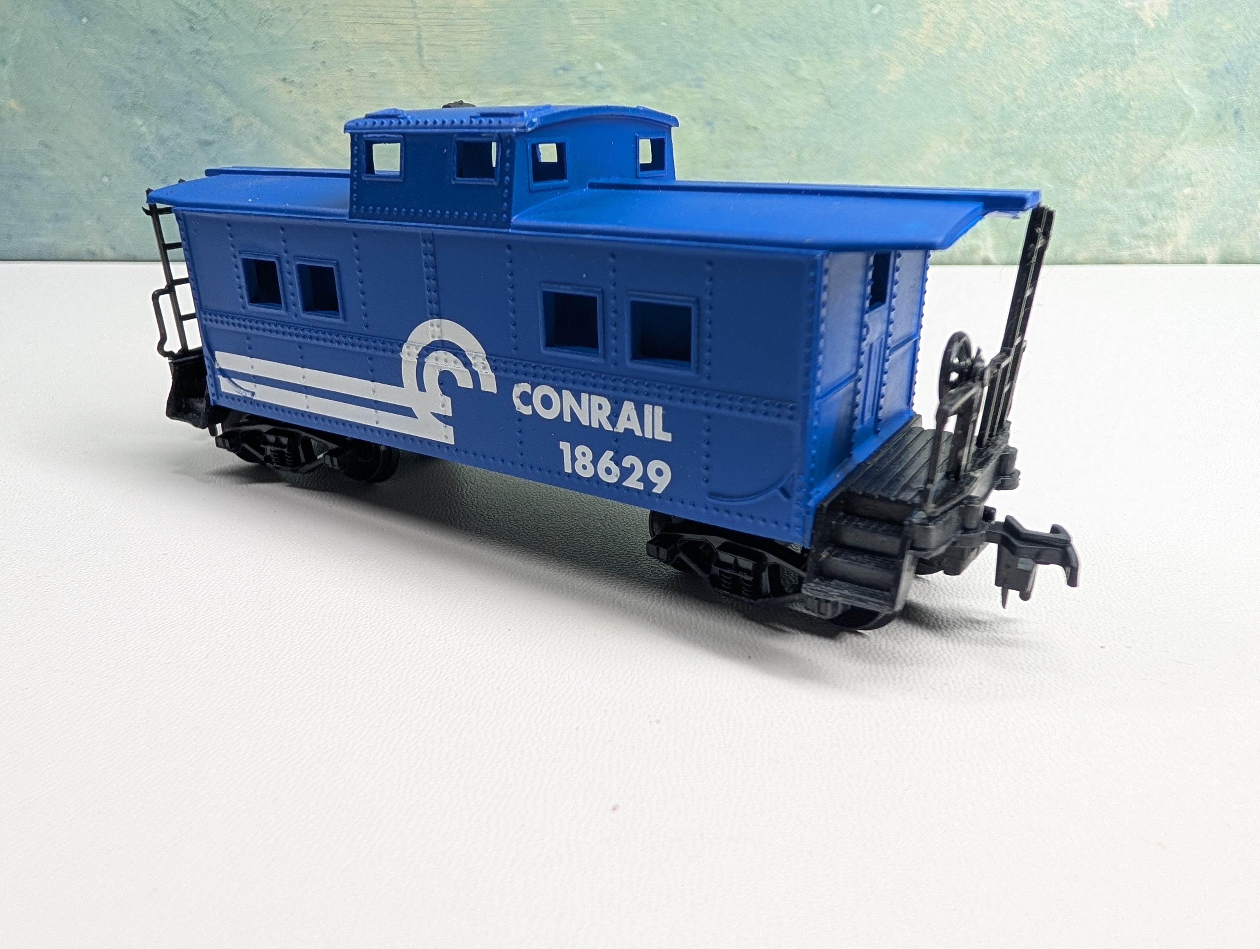 USED Life-Like HO Scale Caboose Conrail #18629