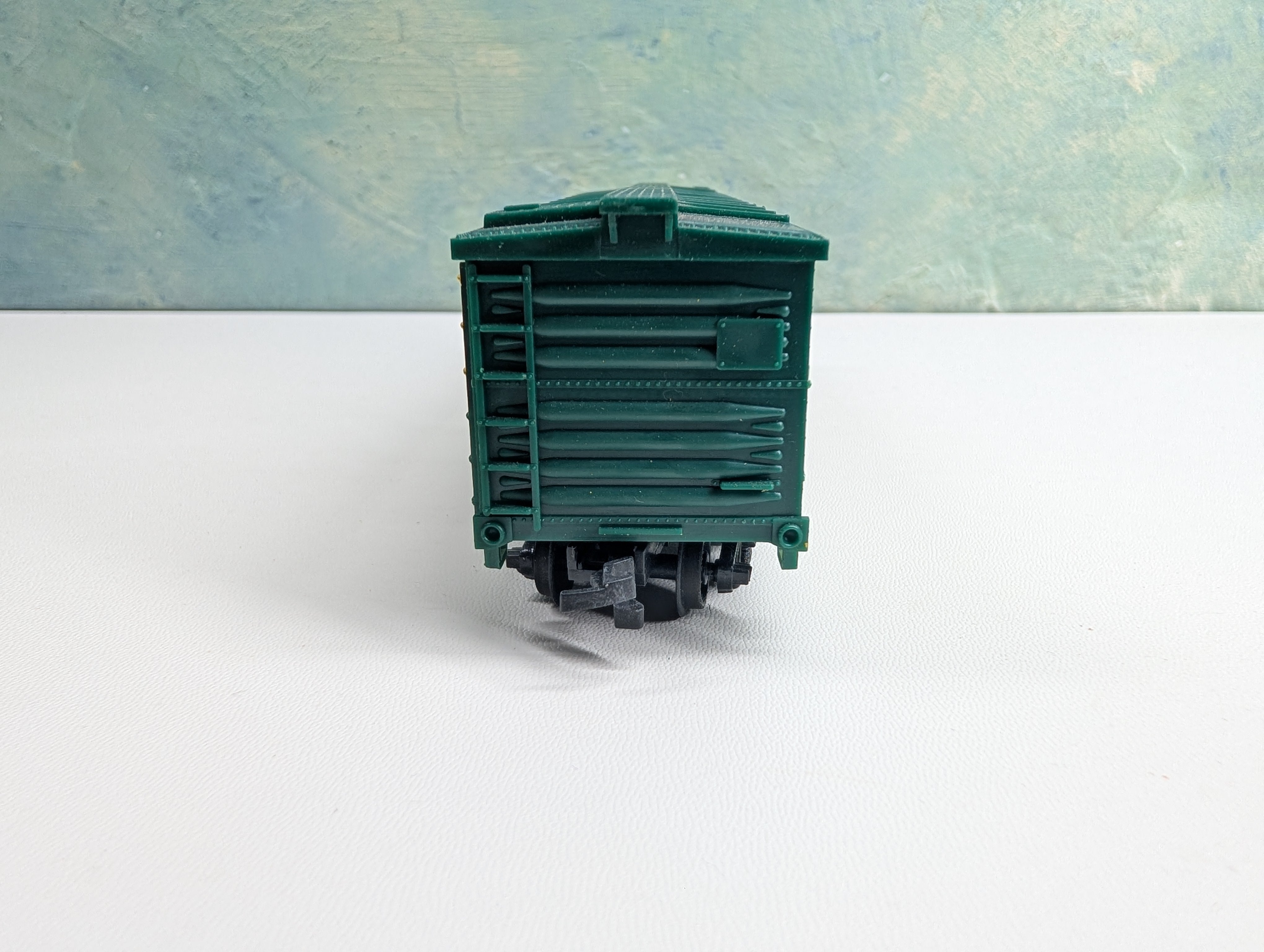 USED Life-Like HO Scale Cattle Stock Car Chicago & North Western CNW #15040
