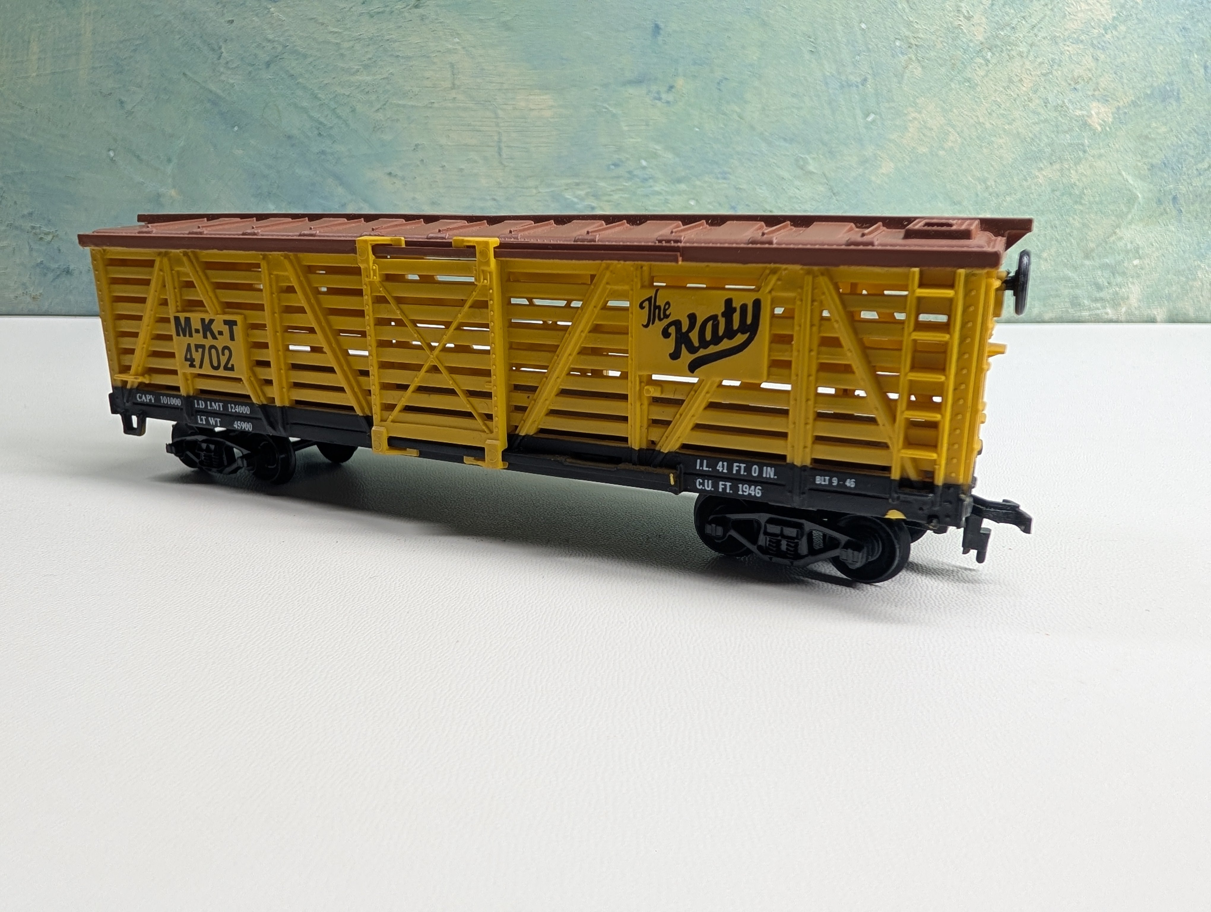 USED Life-Like HO Scale Cattle Stock Car MKT MKT #4702