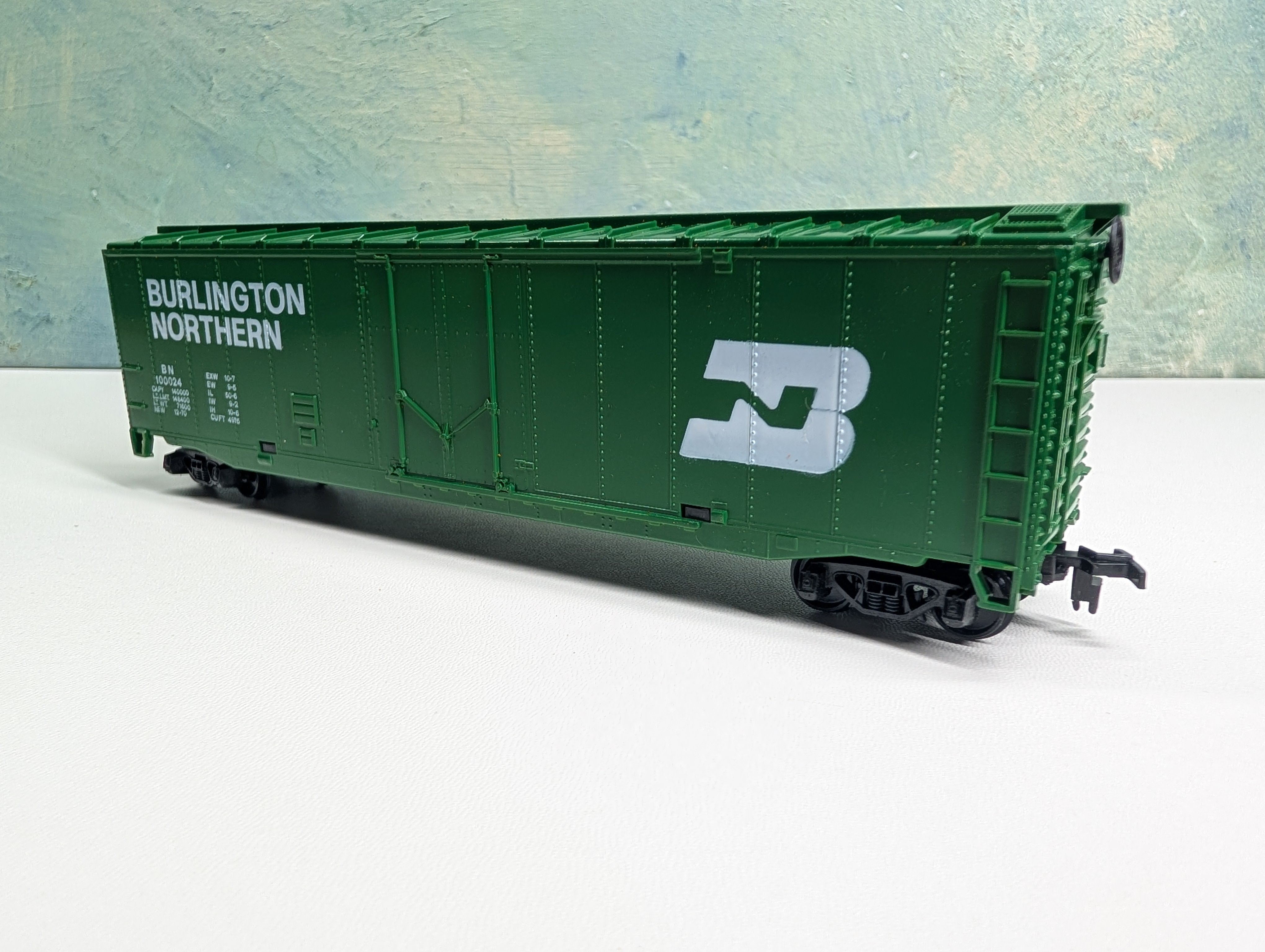 USED AHM HO Scale 50' Box Car Burlington Northern BN #100024
