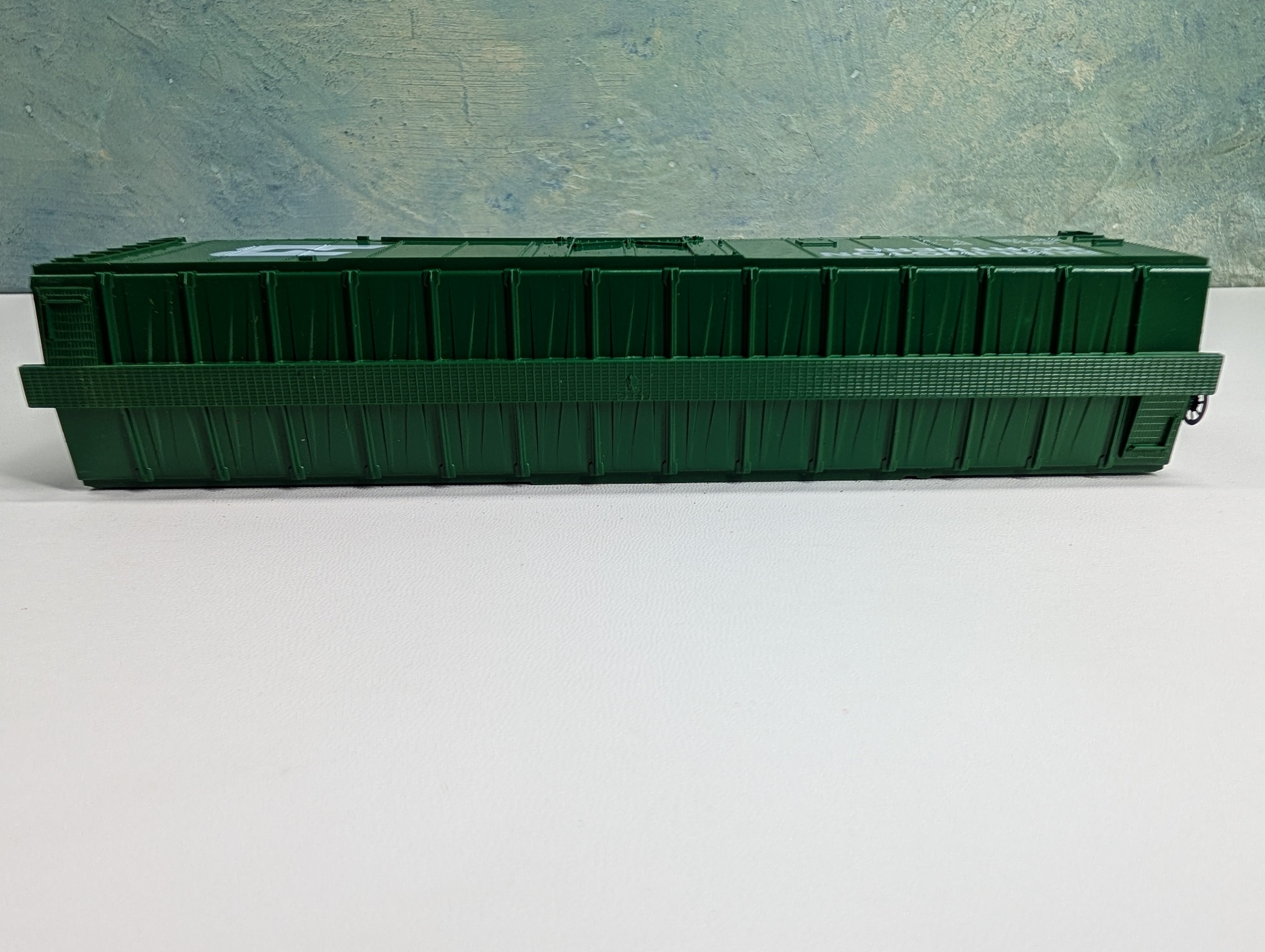 USED AHM HO Scale 50' Box Car Burlington Northern BN #100024