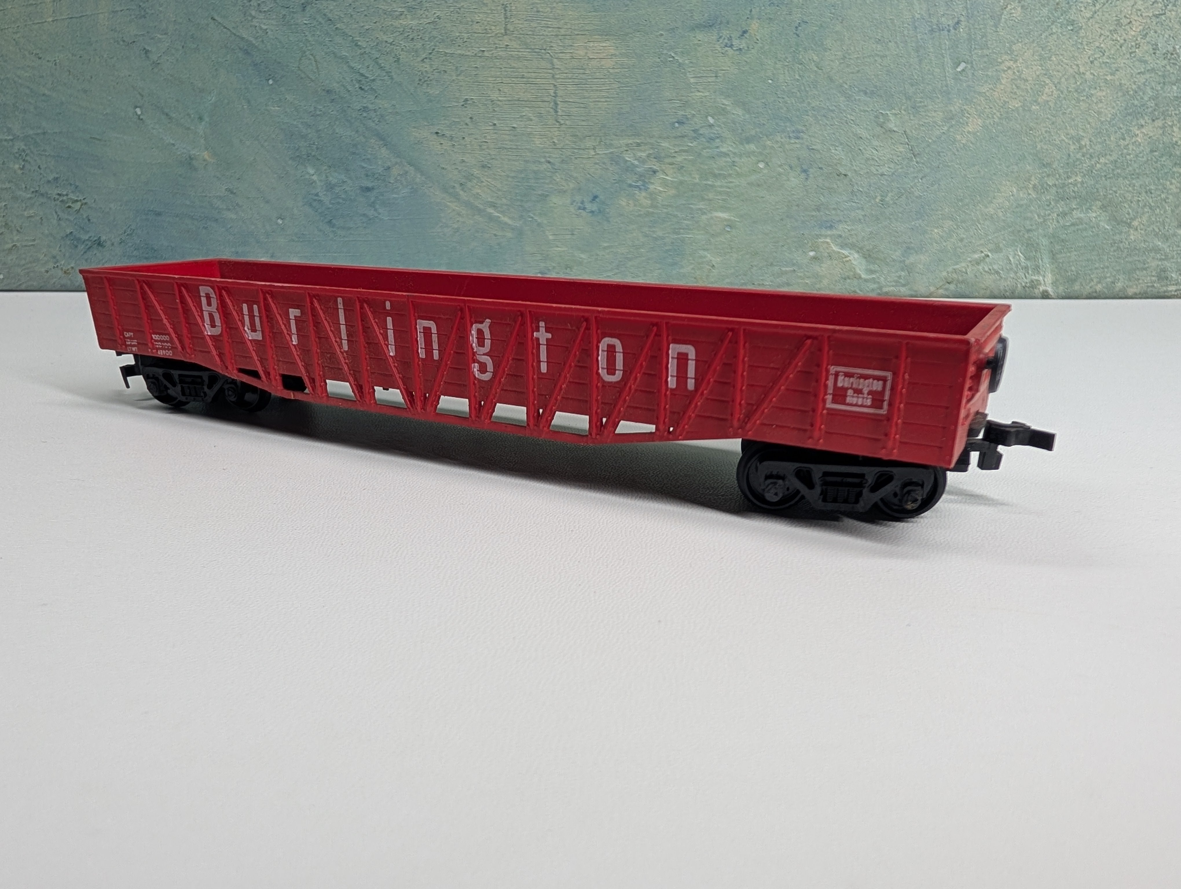 USED AHM HO Scale 50' Wooden Gondola Burlington