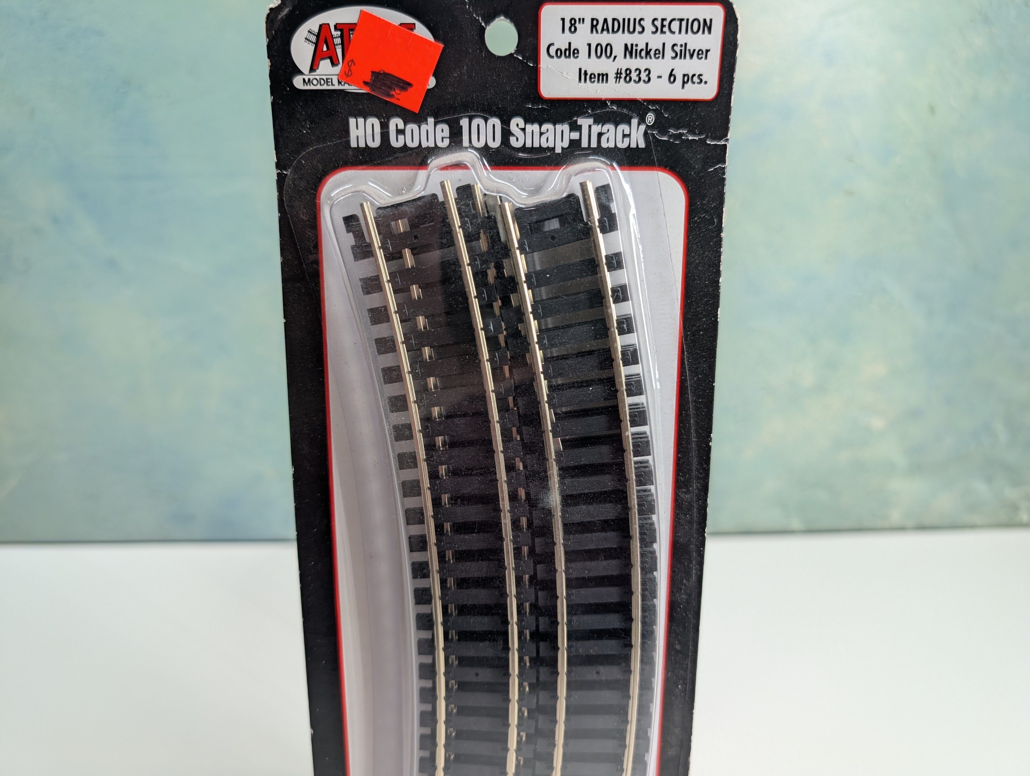 Atlas 833 HO Scale 18" Radius Track, Code 100 Nickel Silver Snap-Track (6 pcs)