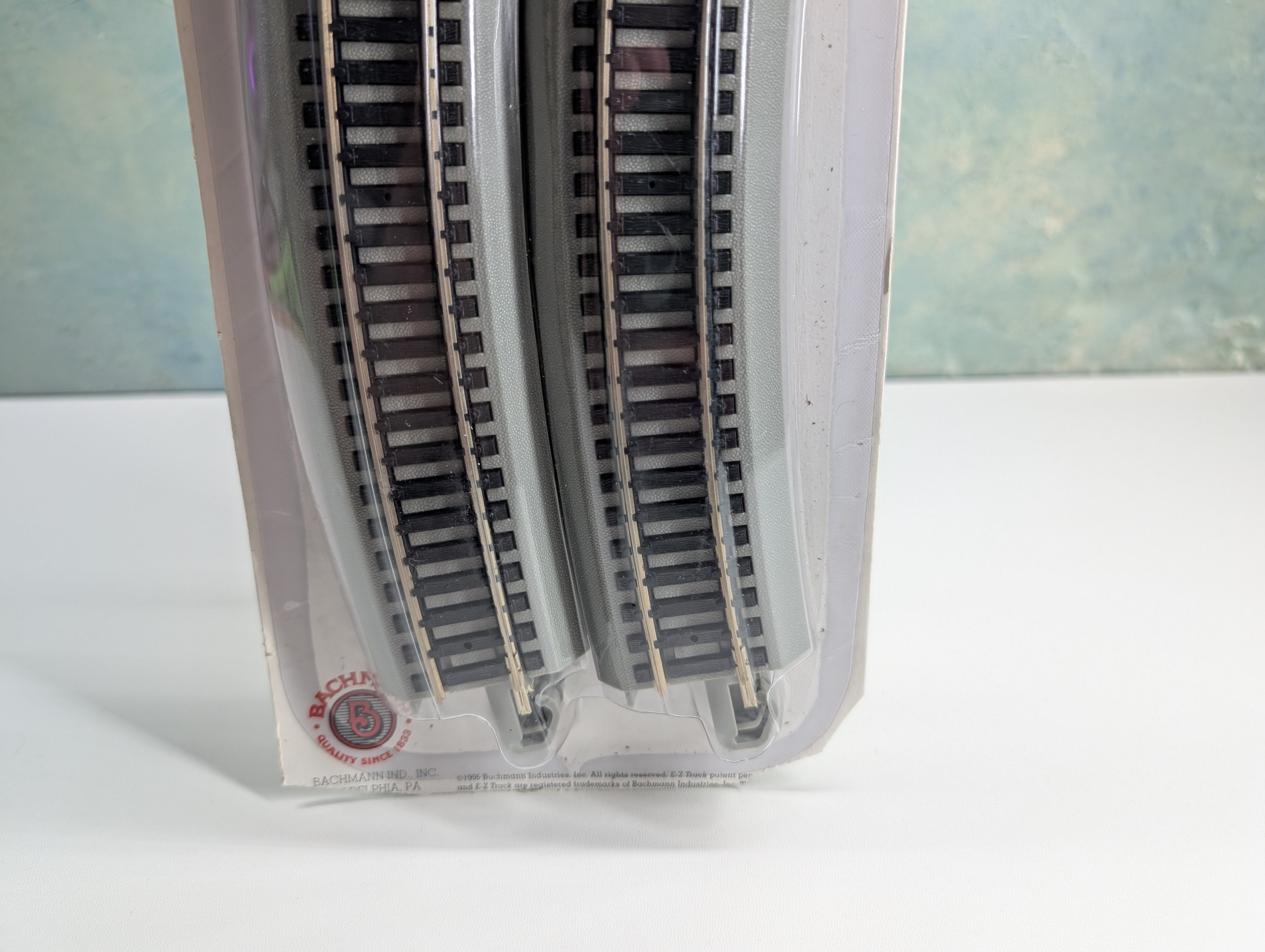 Bachmann 44503 HO Scale 22" Radius Curved E-Z Track Nickel Silver (4 pcs)