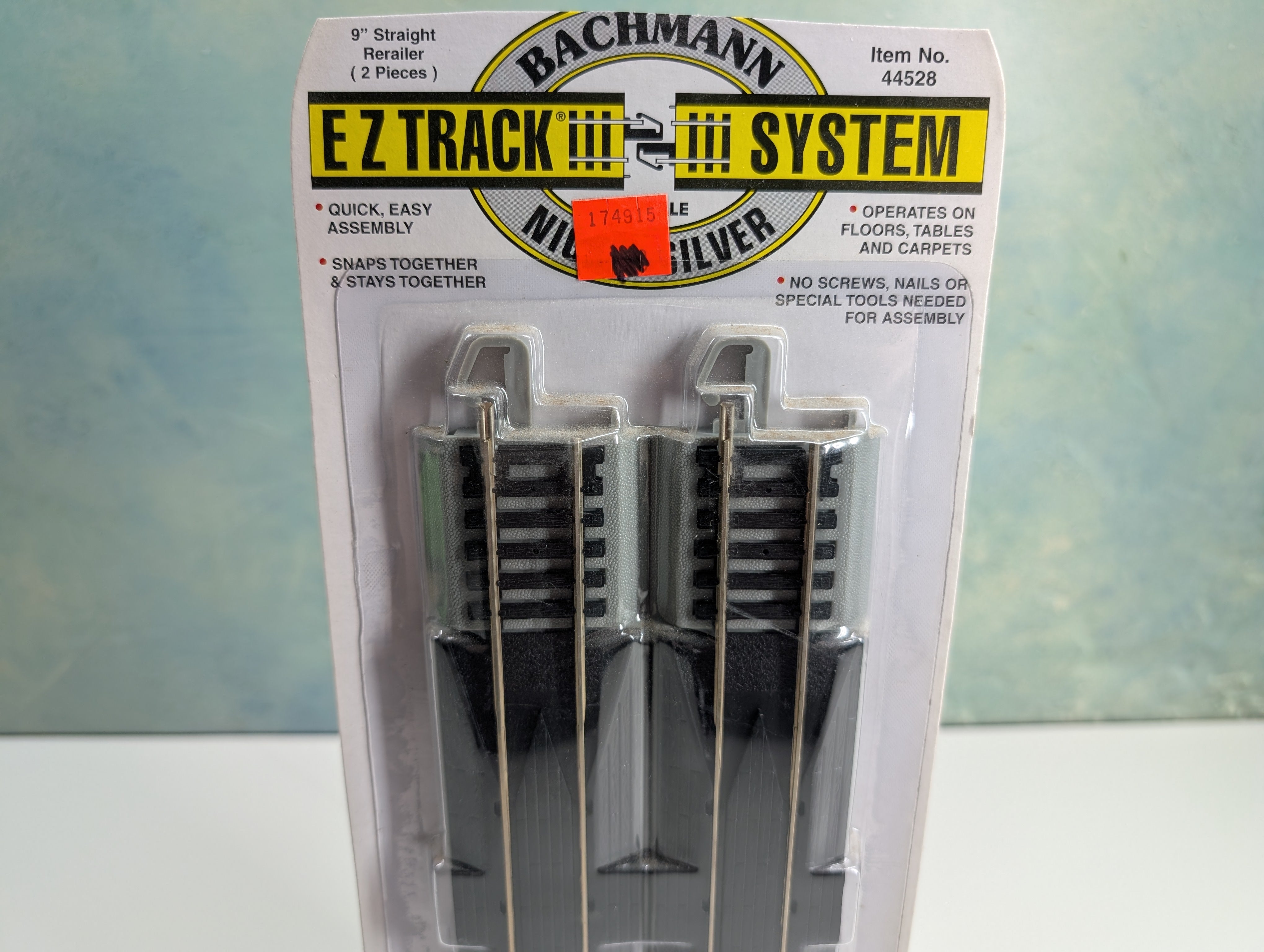 Bachmann 44528 HO Scale 9" Straight Rerailer E-Z Track Nickel Silver (2 pcs)