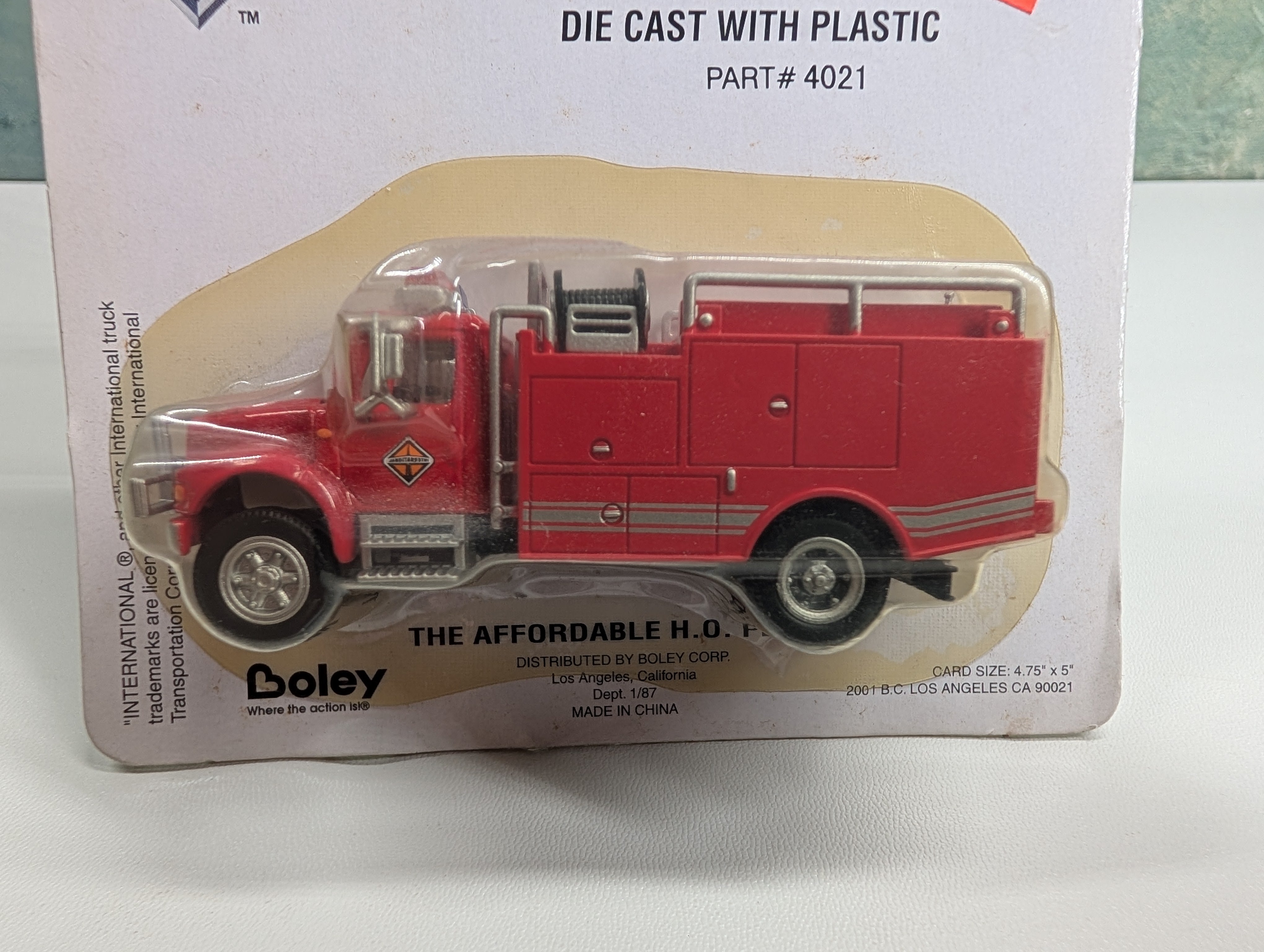 Boley 774986 HO Scale International Emergency Crew Cab Brush Fire Truck Red Cab/Body