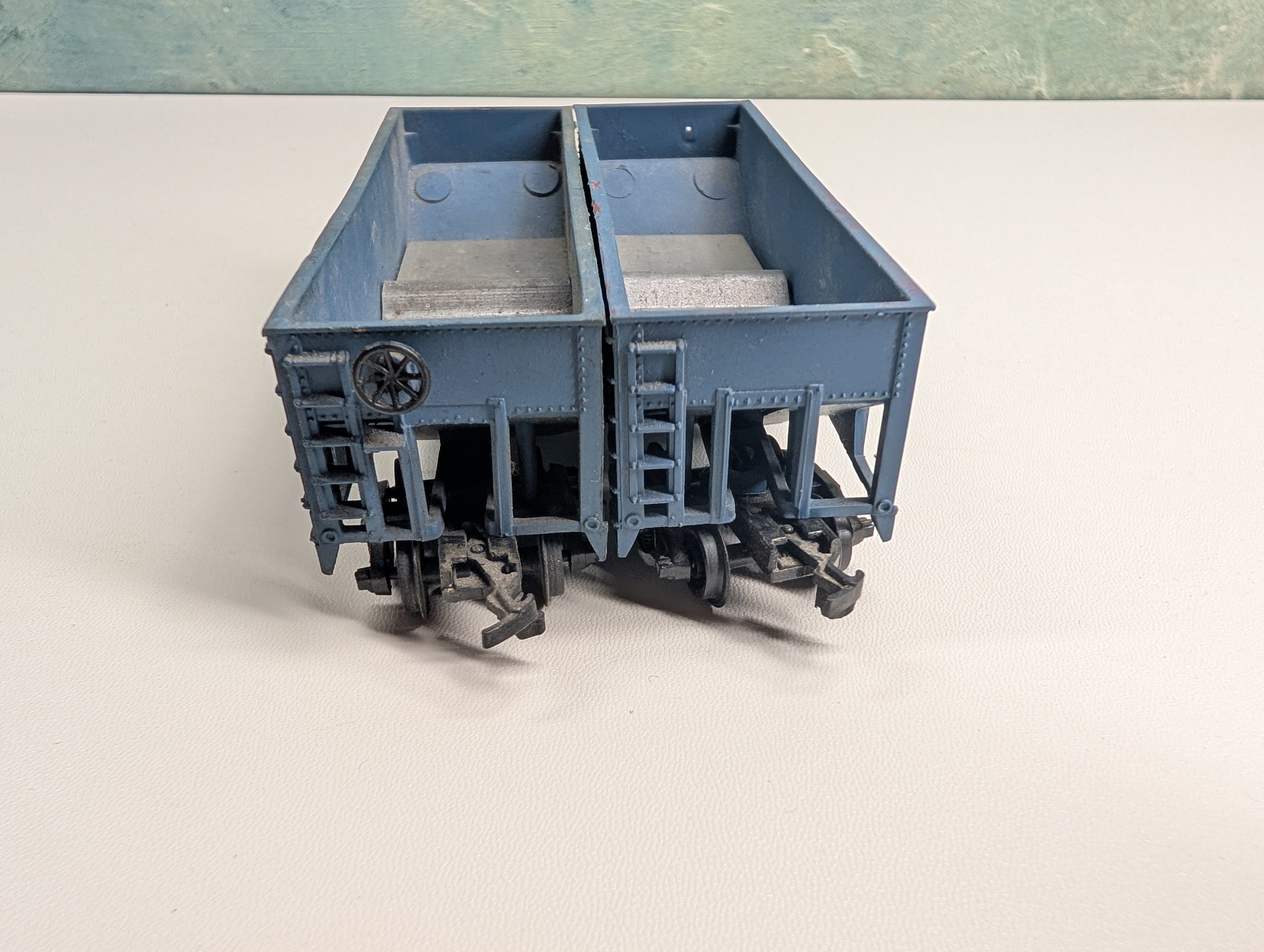 USED HO Scale Lot of 2 Bay Hoppers Louisville & Nashville L&N #115391 (2 pcs)