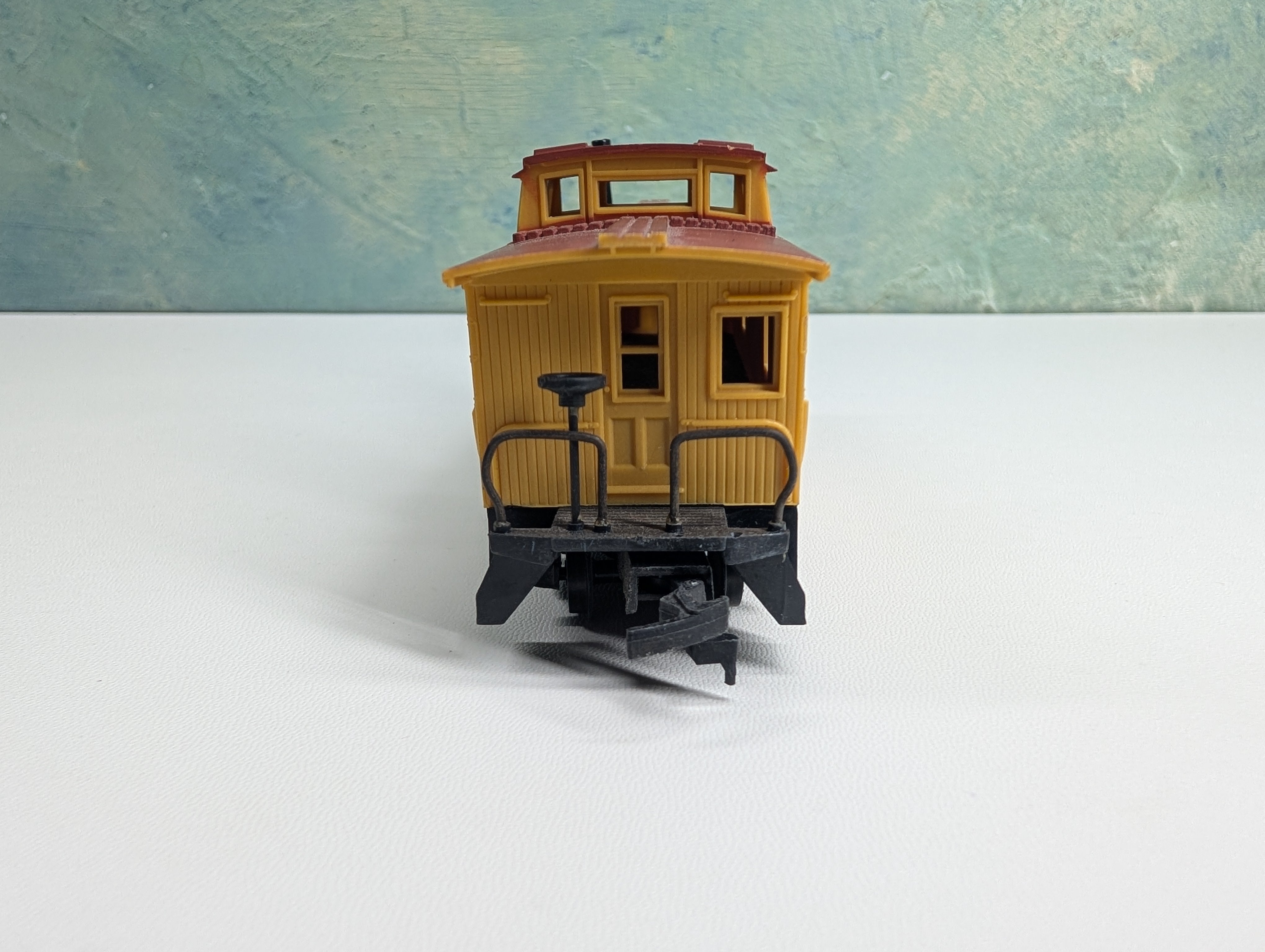 USED REVELL HO Scale Wooden Caboose Union Pacific UP #4060