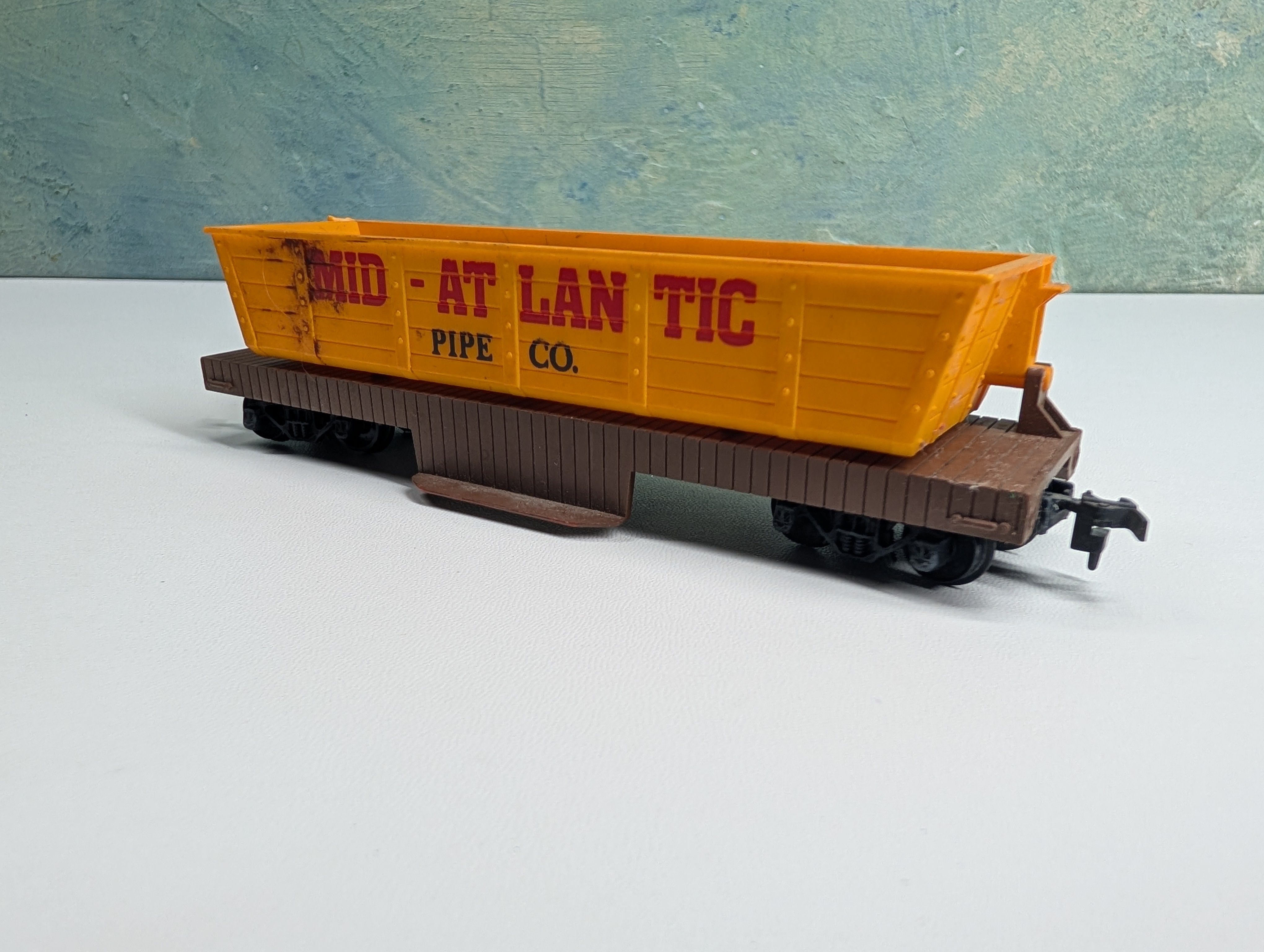 USED Tyco HO Scale Dump Car Mid-Atlantic Pipe Co