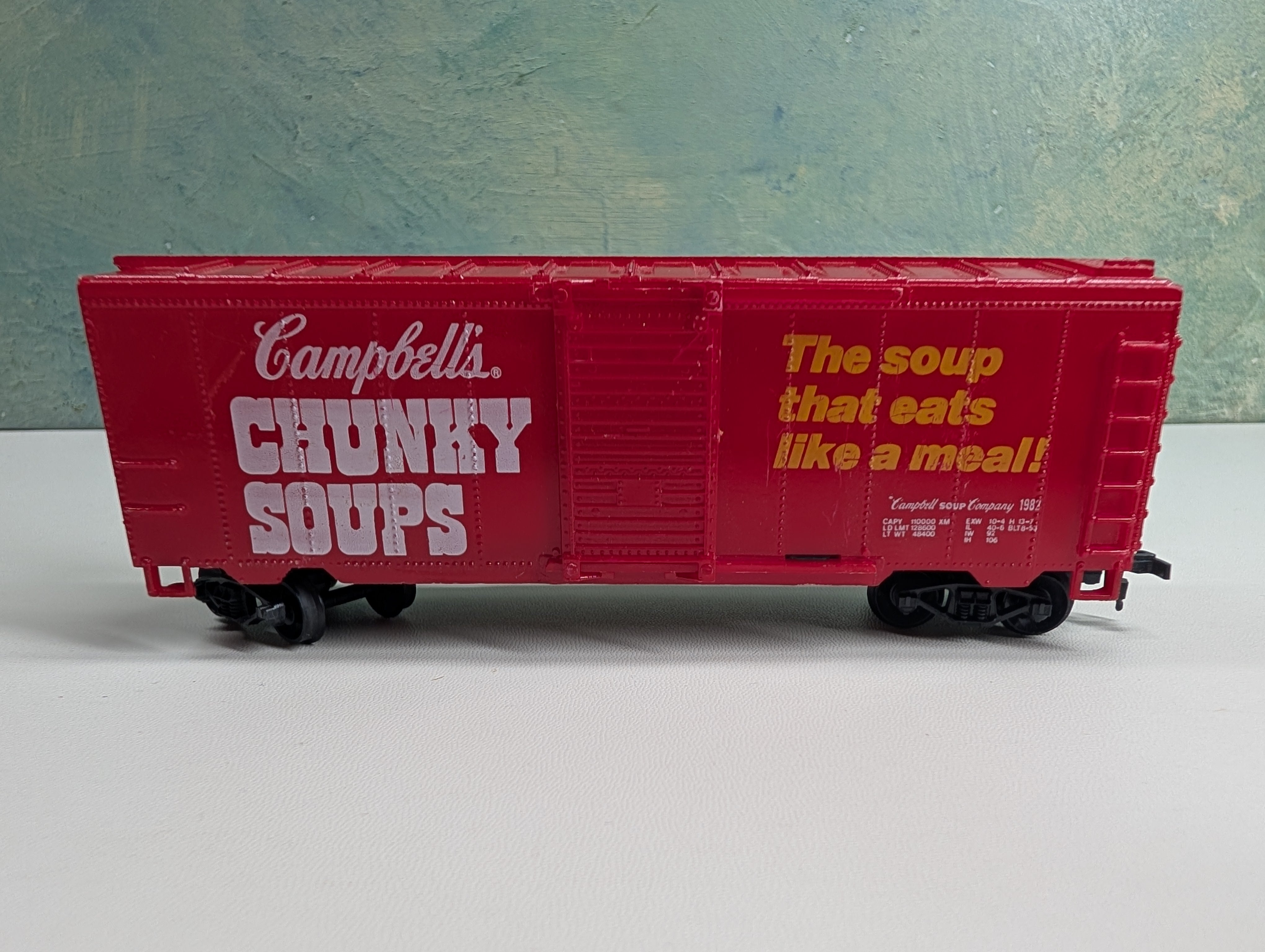 USED Life-Like HO Scale 40' Billboard Box Car Campbell's Chunky Soups