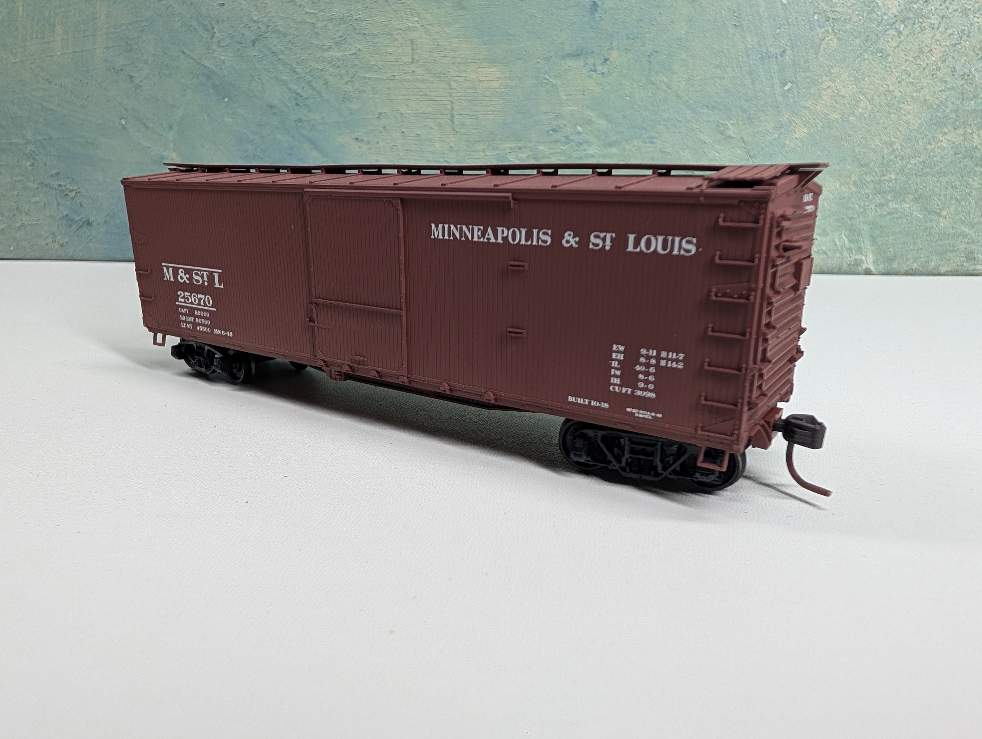 USED Accurail HO Scale 41' Wooden Box Car Minneapolis & St Louis M&StL #25670