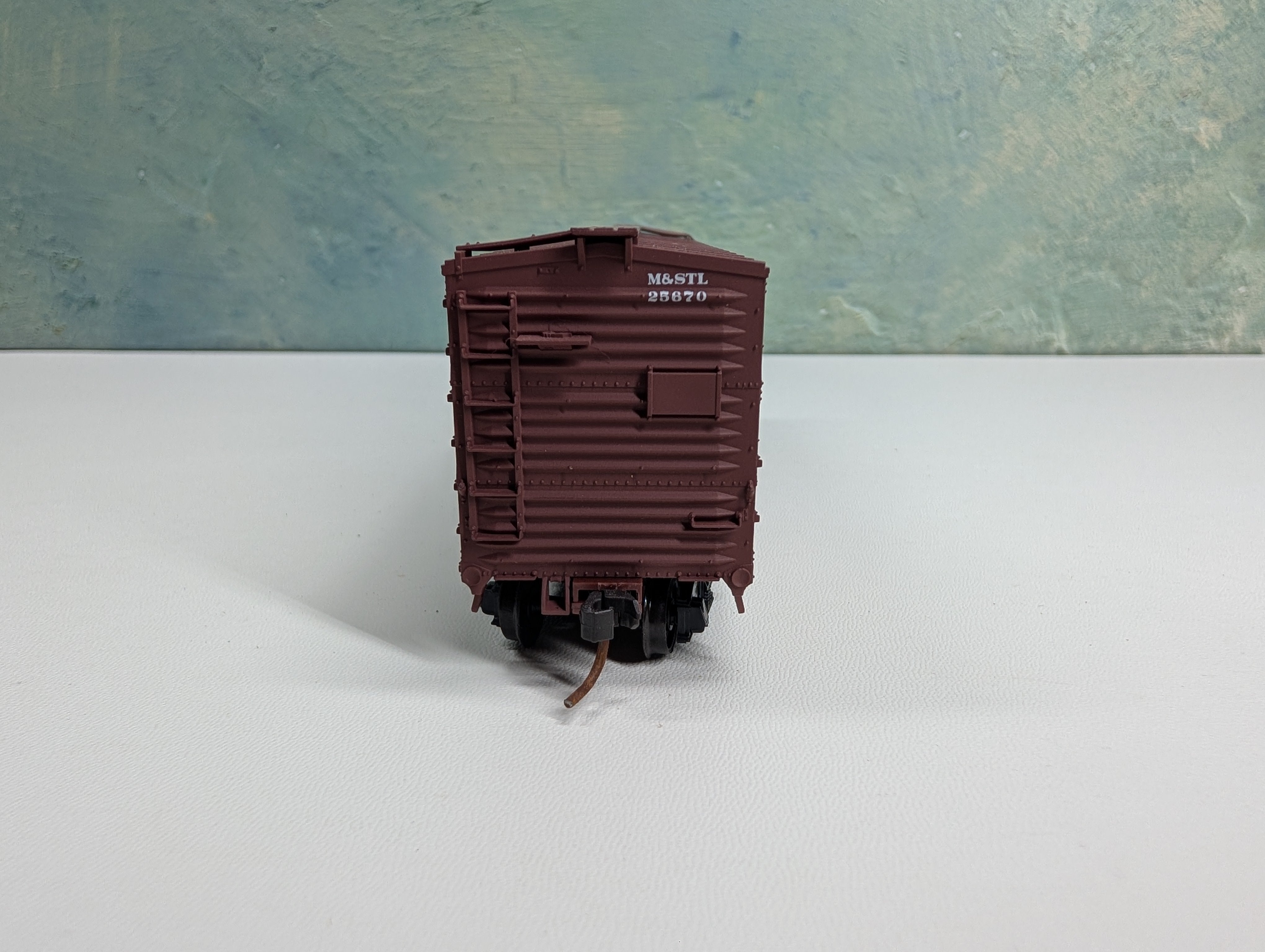 USED Accurail HO Scale 41' Wooden Box Car Minneapolis & St Louis M&StL #25670