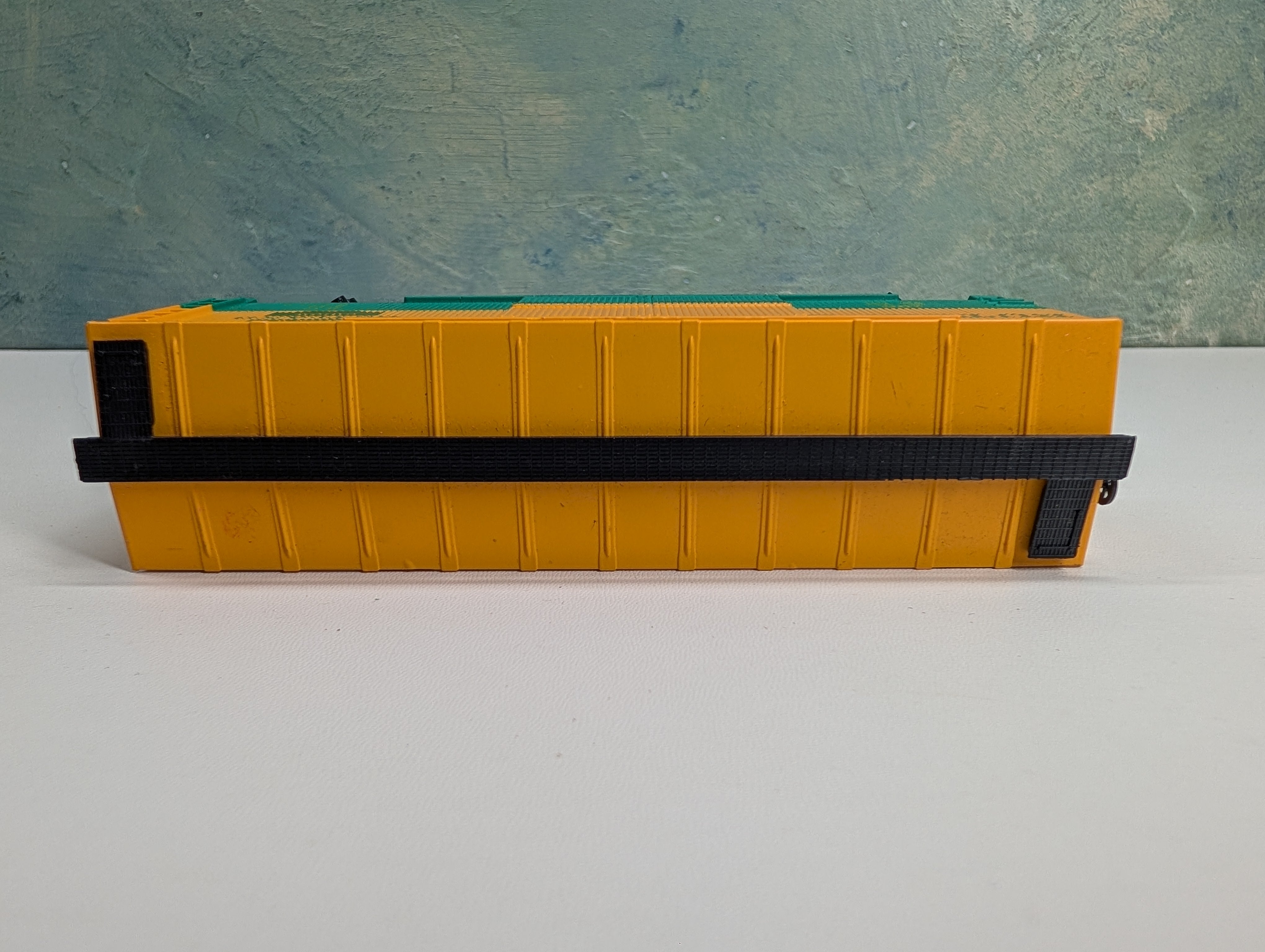 USED AHM HO Scale 40' Wooden Box Car Rutland #100