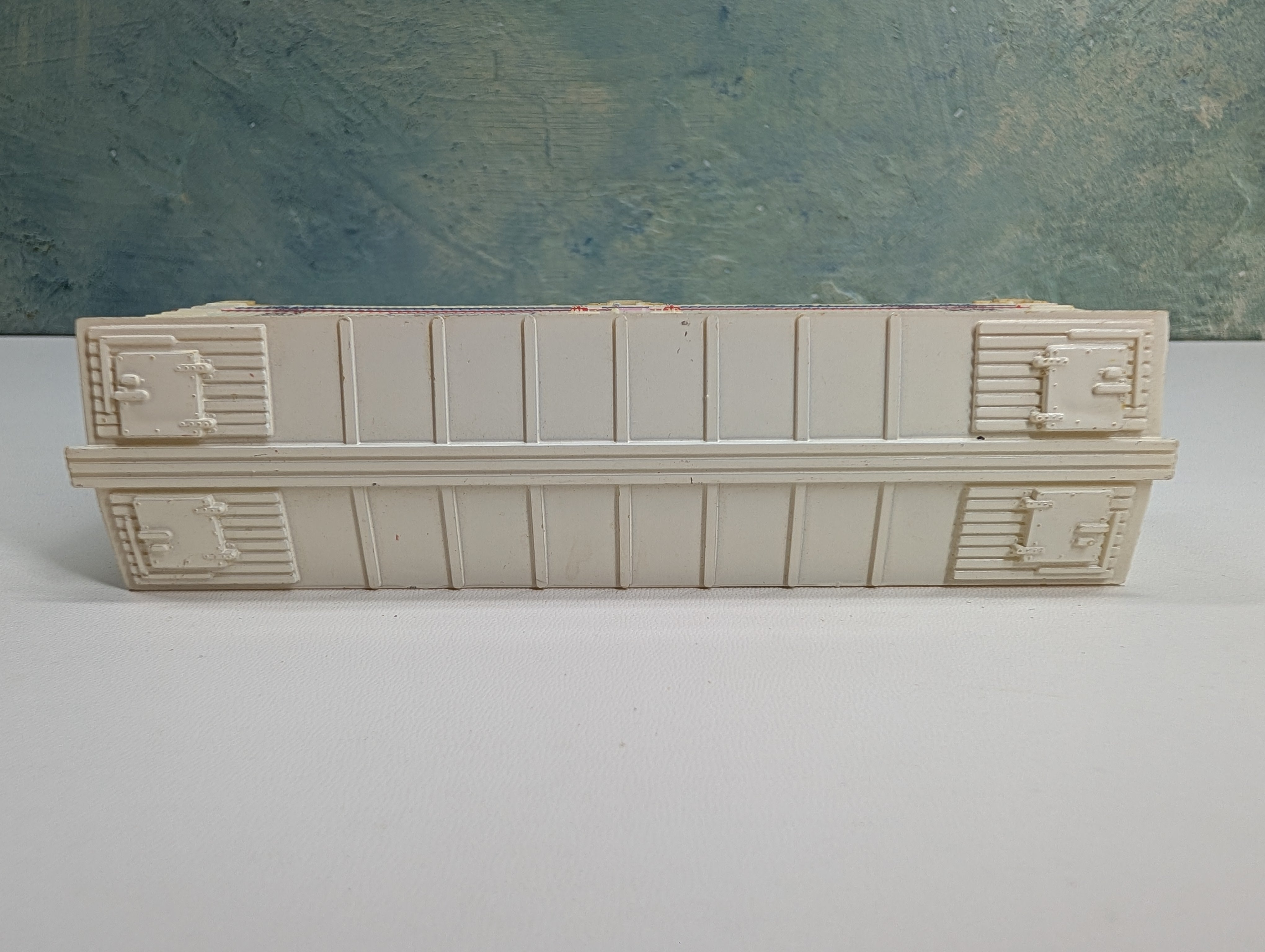USED Life-Like HO Scale 38' Wooden Reefer Box Car Amway NADX #2646