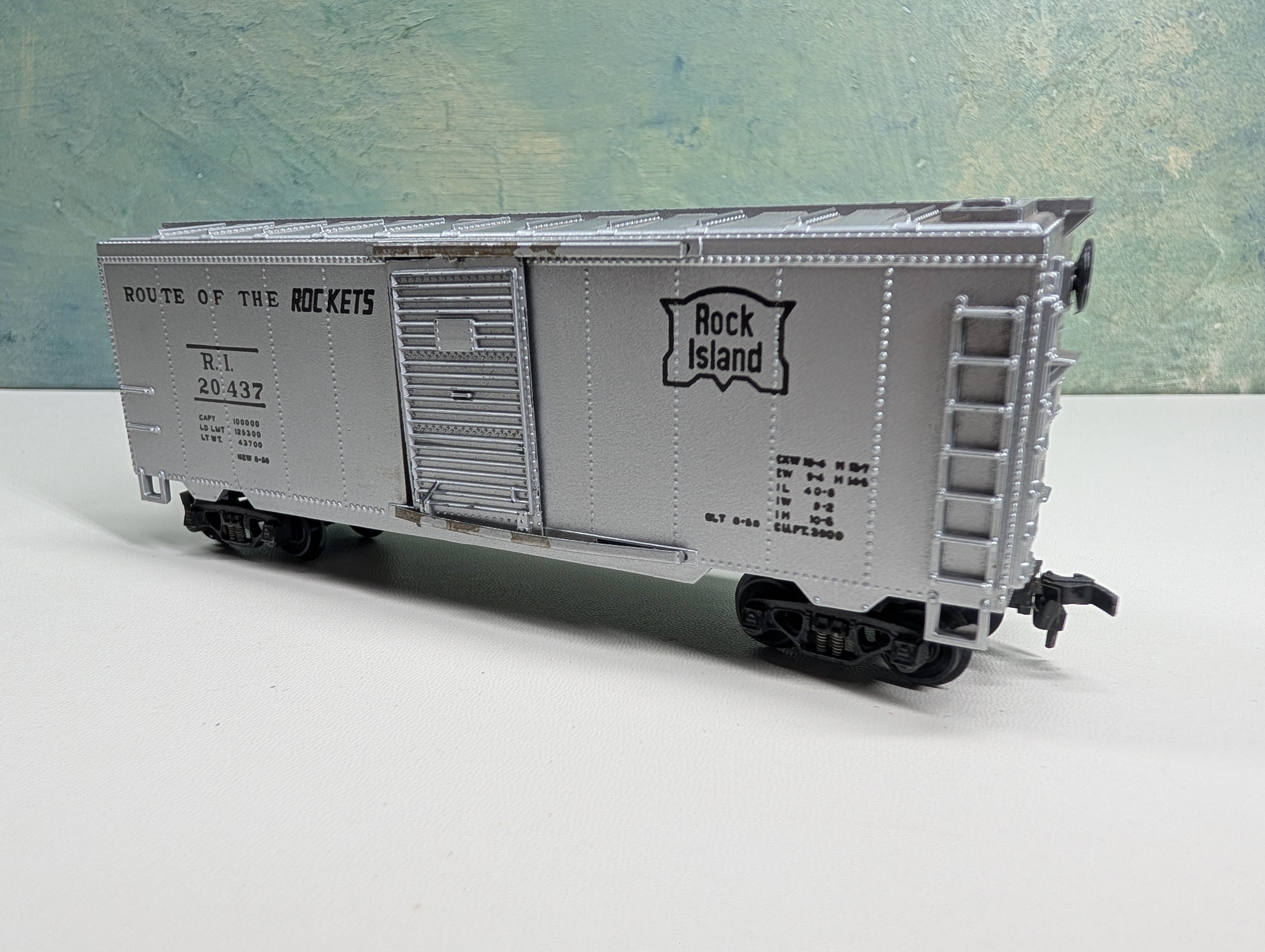 USED Varney HO Scale 40' Box Car Rock Island RI #20437
