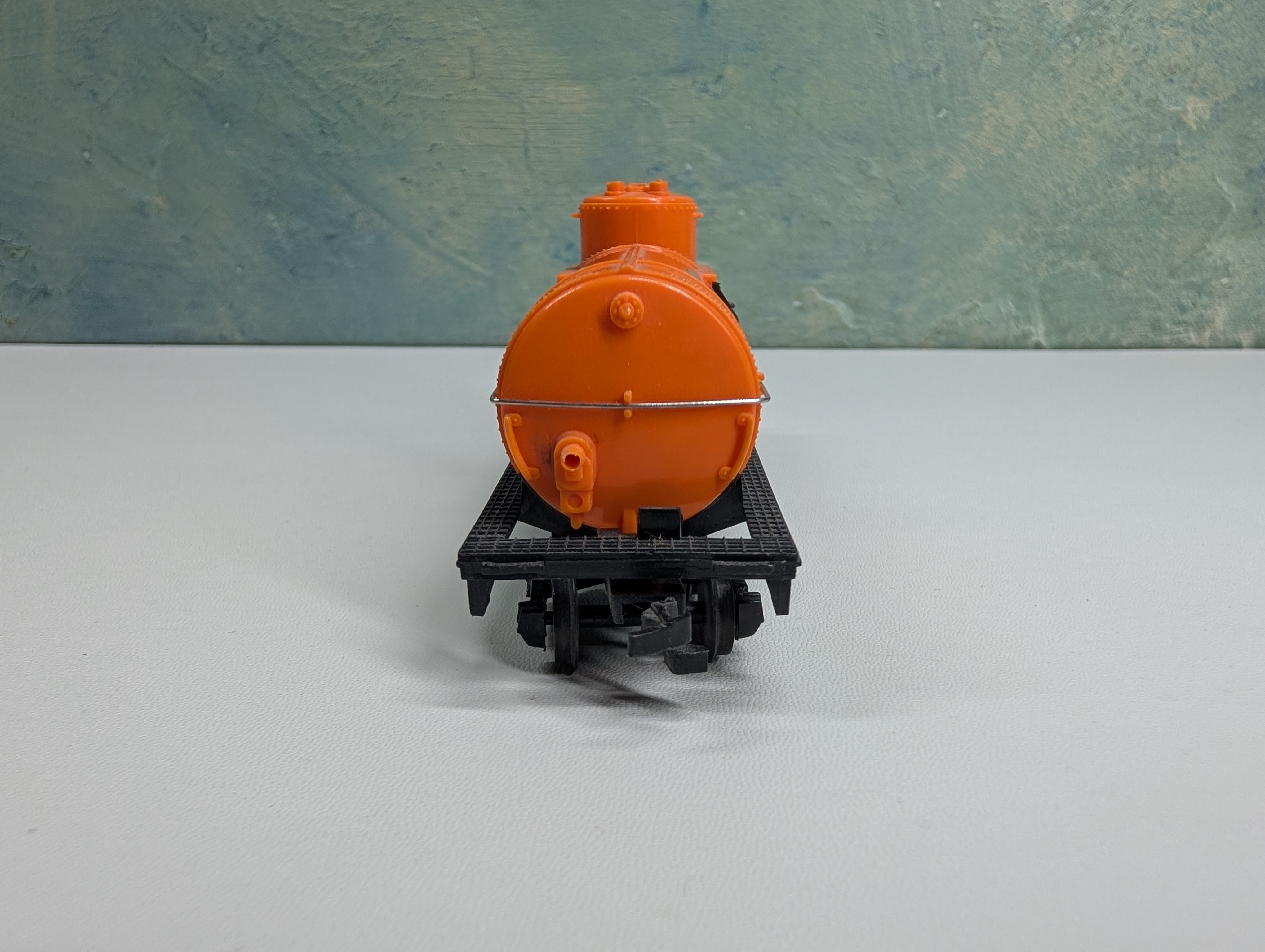 USED Bachmann HO Scale Single Dome Tank Car Shell SCCX #1754