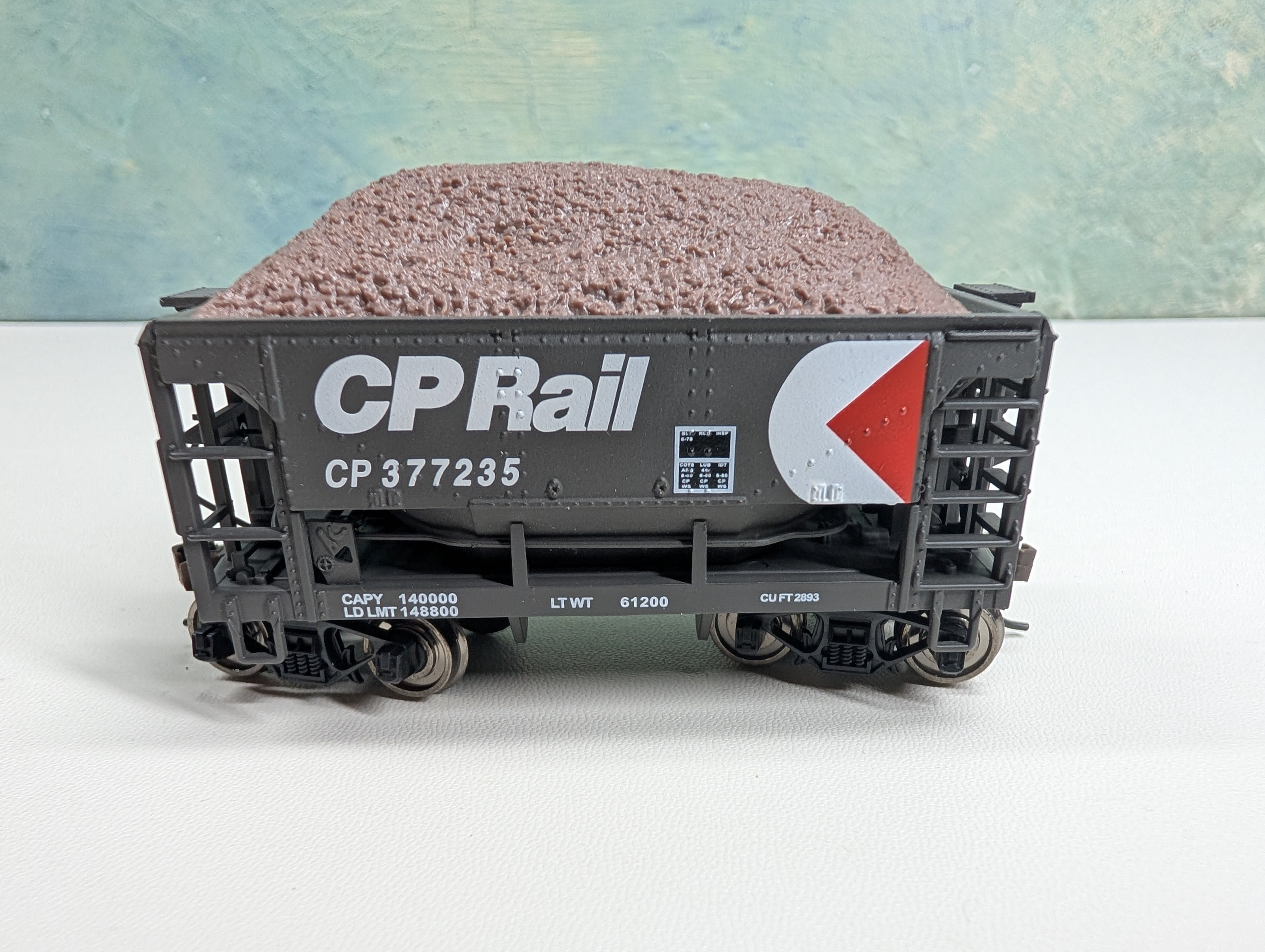 USED Model Power HO Scale Metal Ore Car w/ Load Canadian Pacific CP #377235
