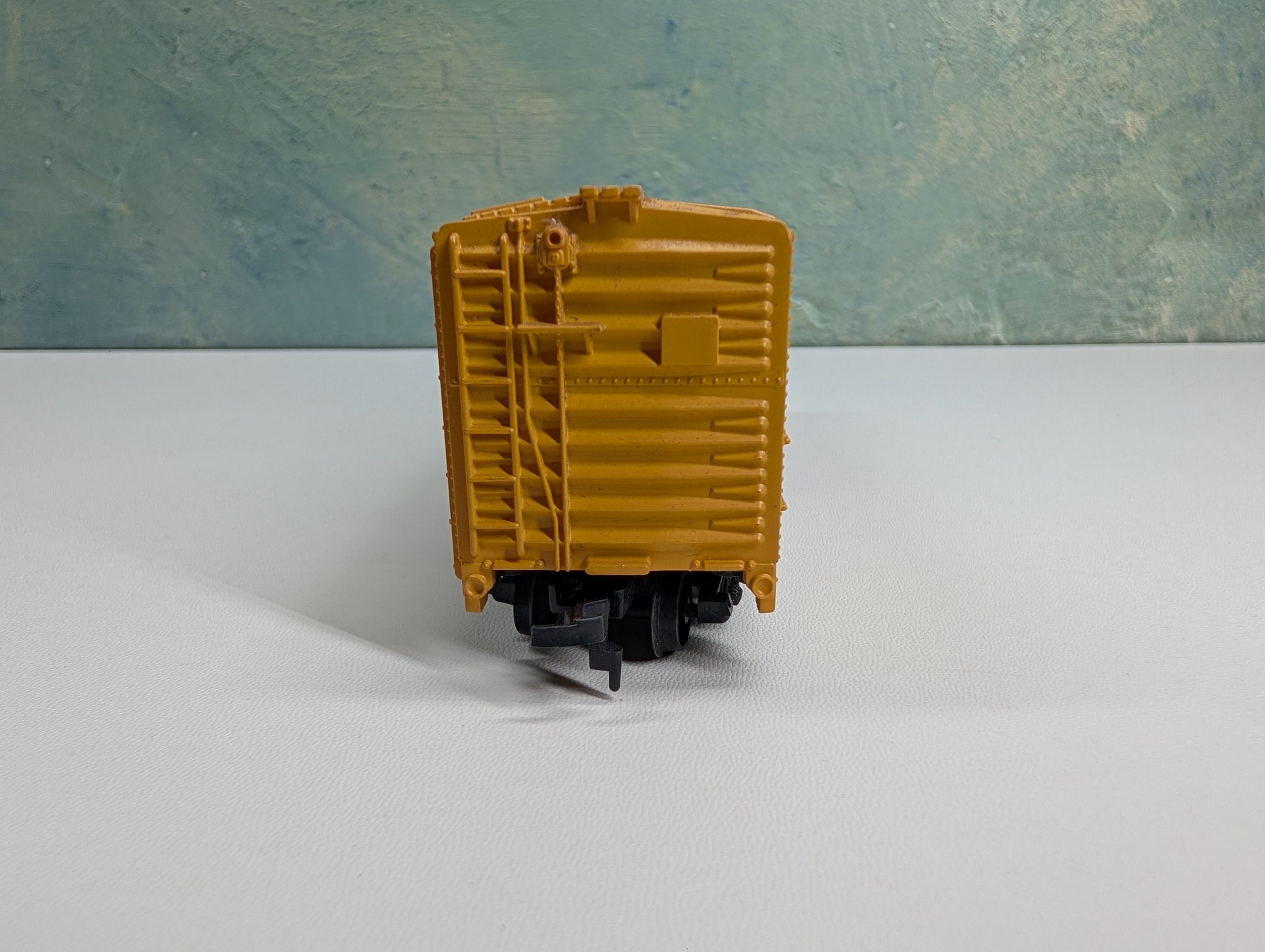 USED Tyco HO Scale 40' Box Car Illinois Central IC #16470