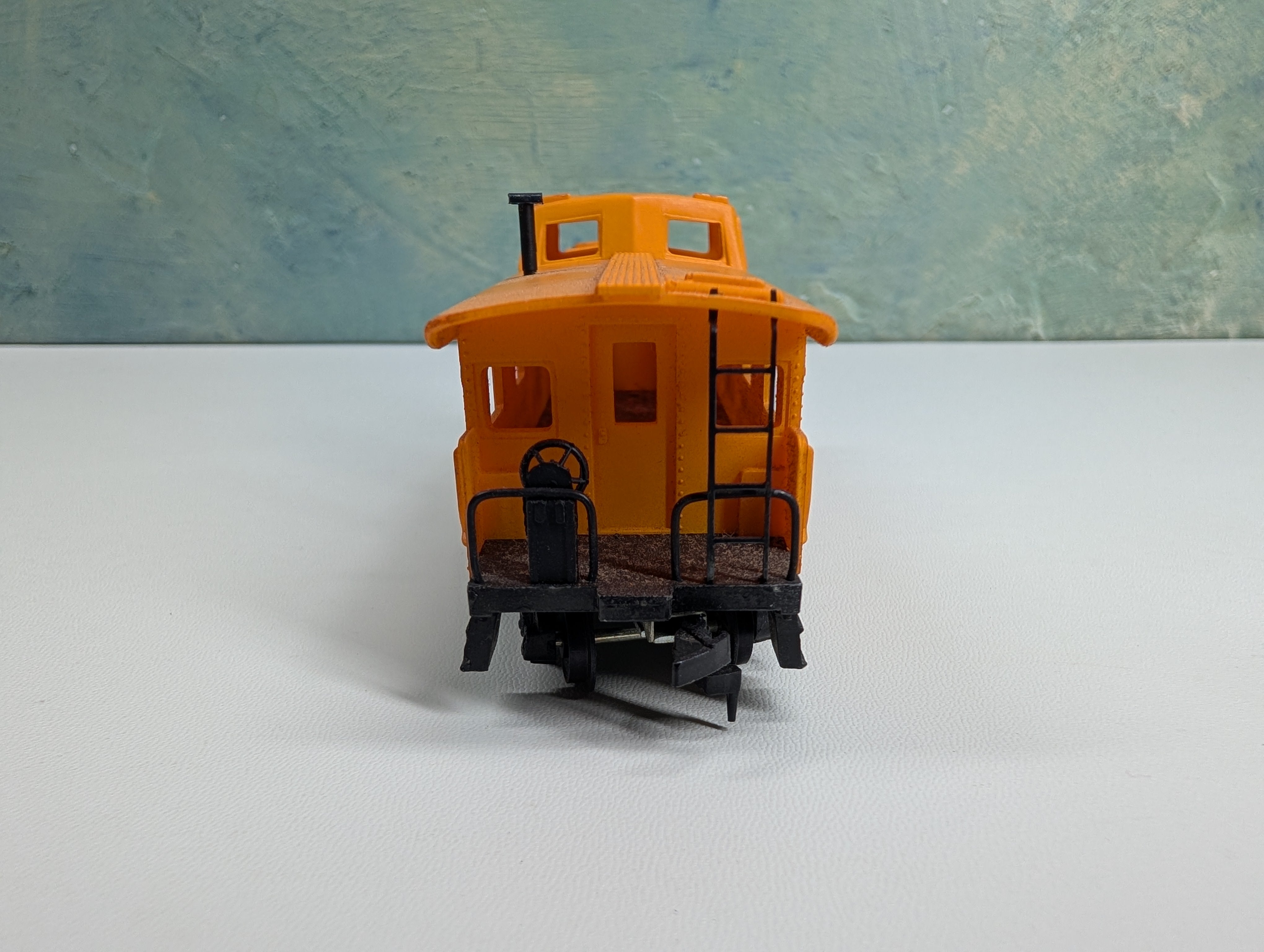 USED Tyco HO Scale Caboose Chesapeake and Ohio #724