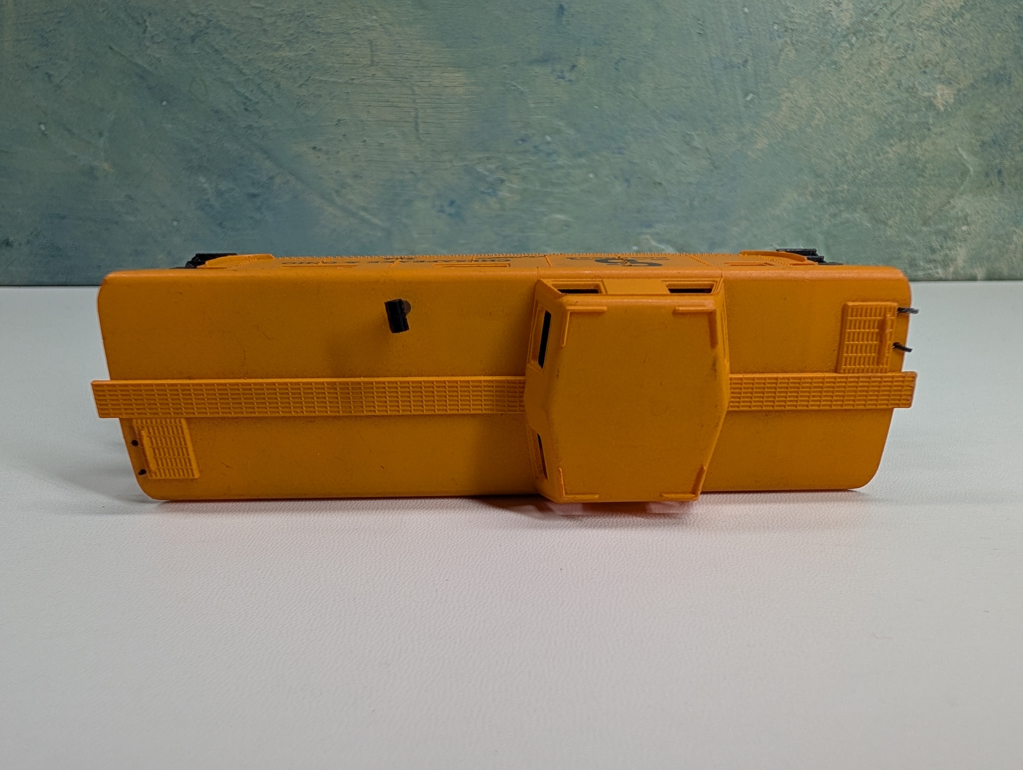 USED Tyco HO Scale Caboose Chesapeake and Ohio #724