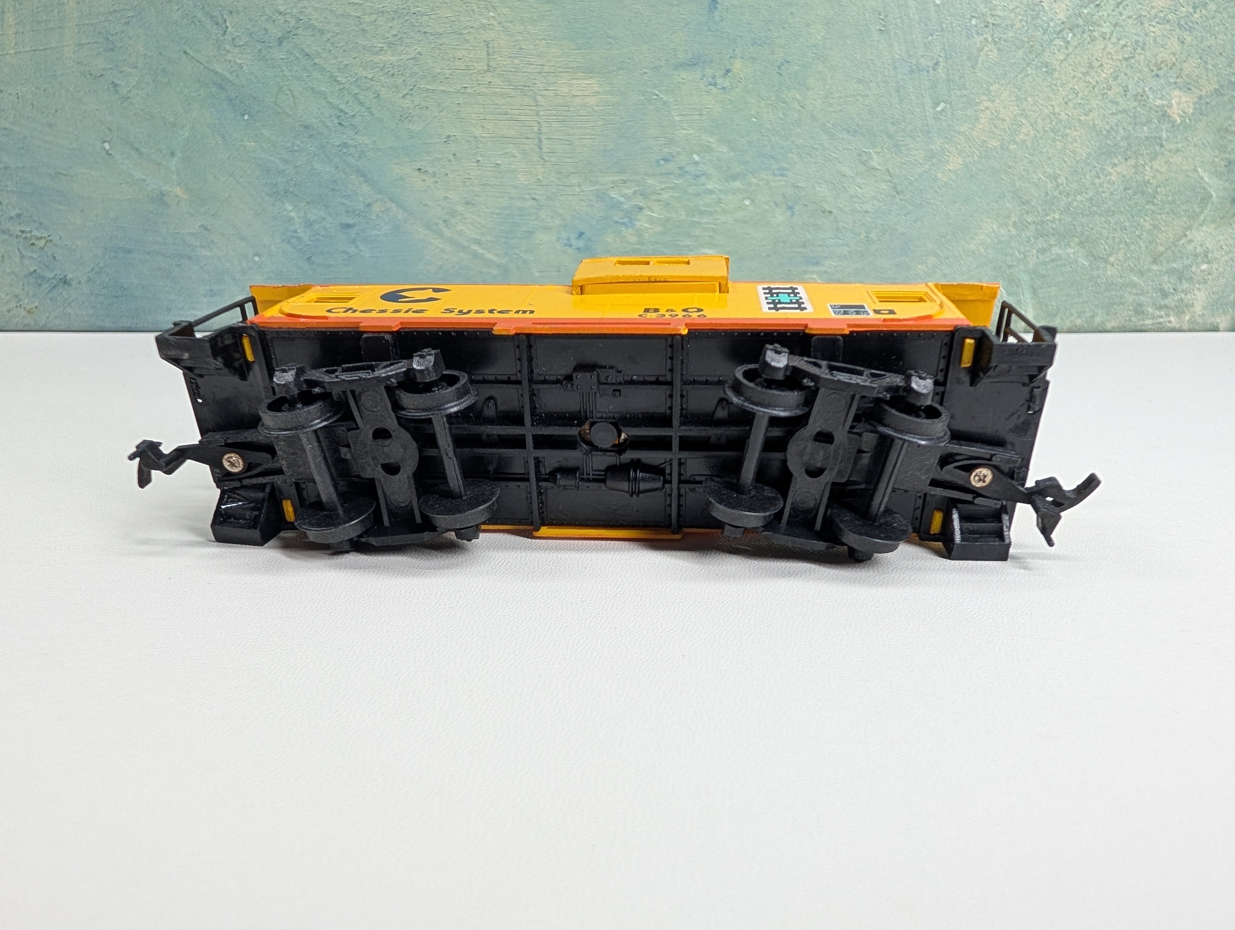 USED Bachmann HO Scale Caboose Chessie System B&O #C-3966
