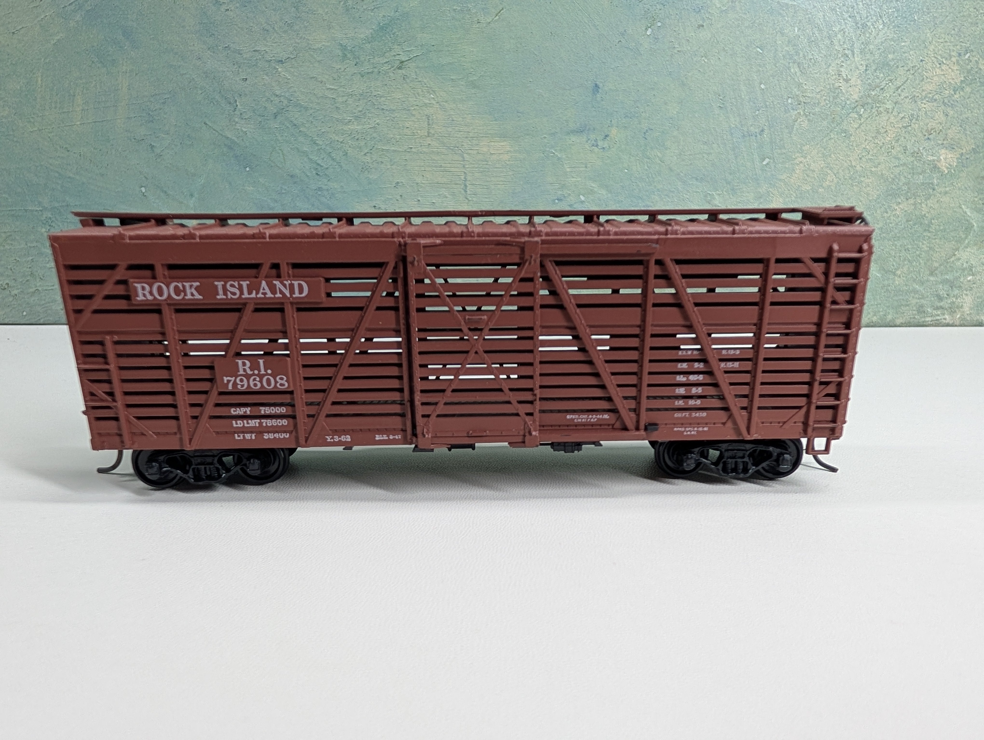 USED Athearn HO Scale 40' Livestock Cattle Car Rock Island RI #79608