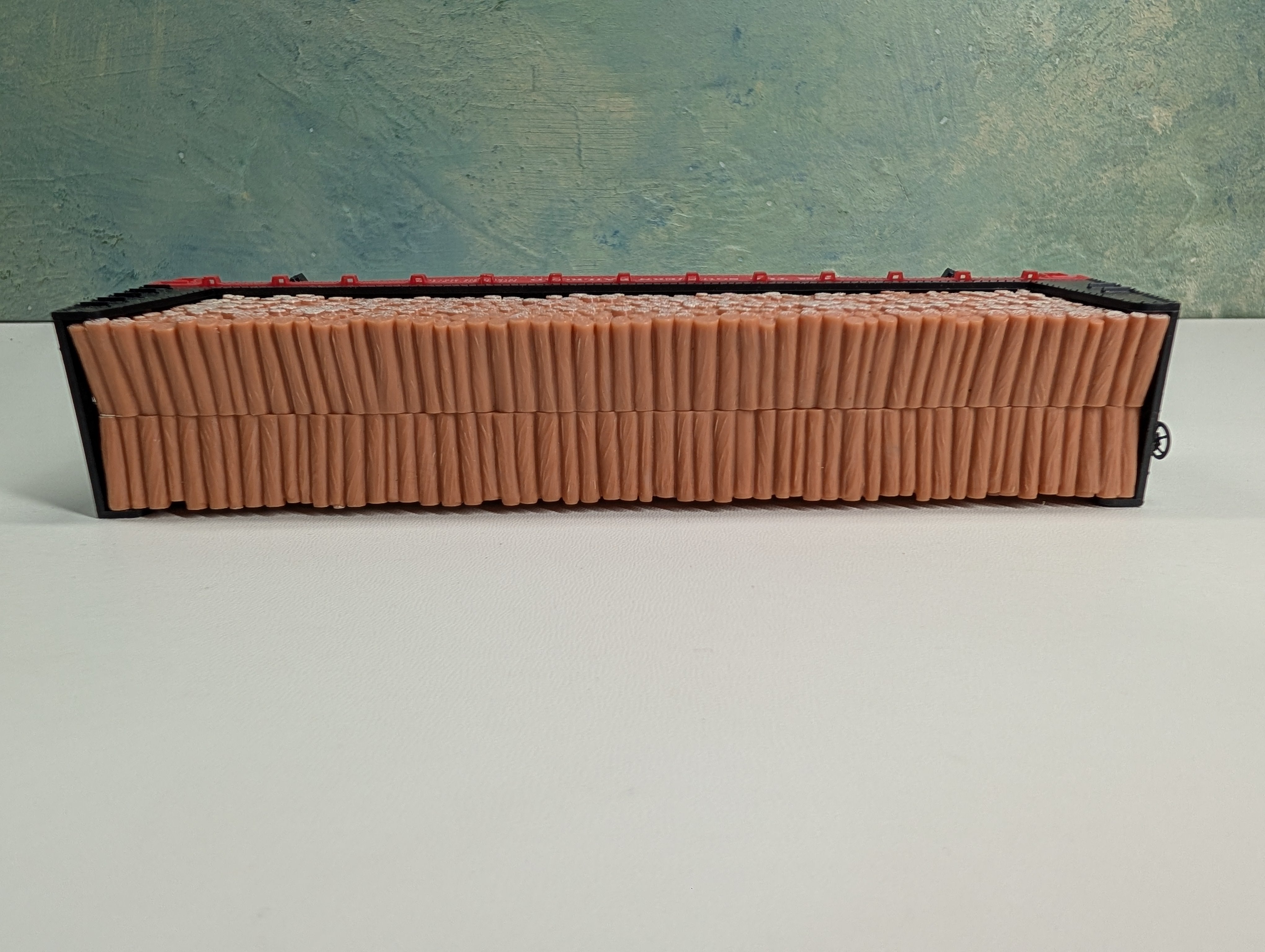 USED Tyco HO Scale Bulkhead Flat Car w/ Pulpwood Southern #4365