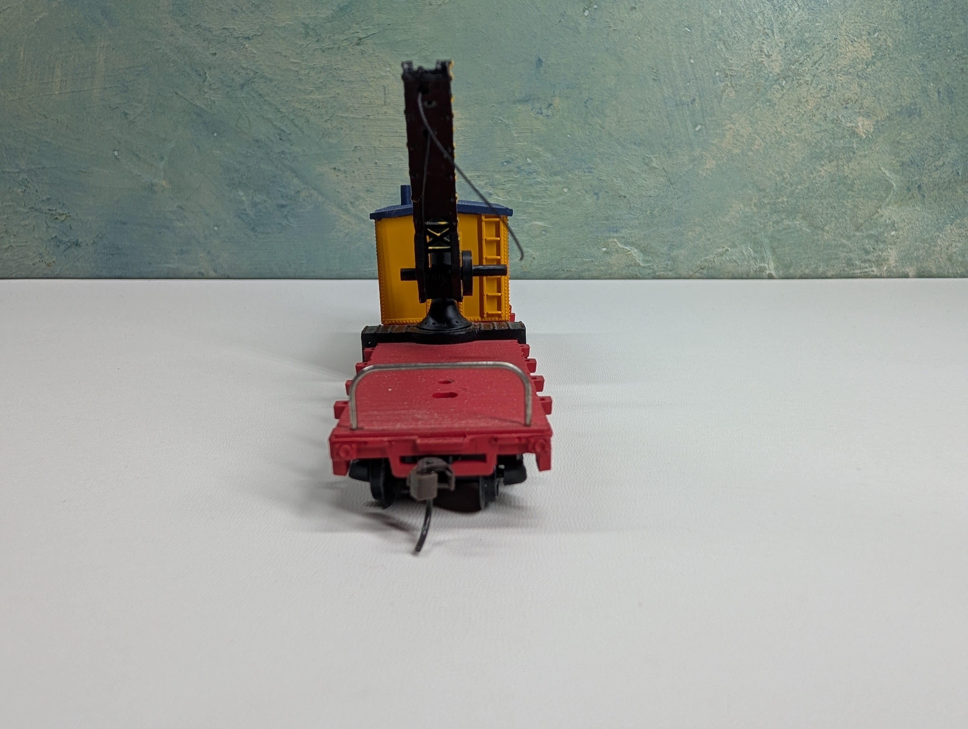 USED Model Power HO Scale Work Caboose with Crane Chessie System C&O #6012
