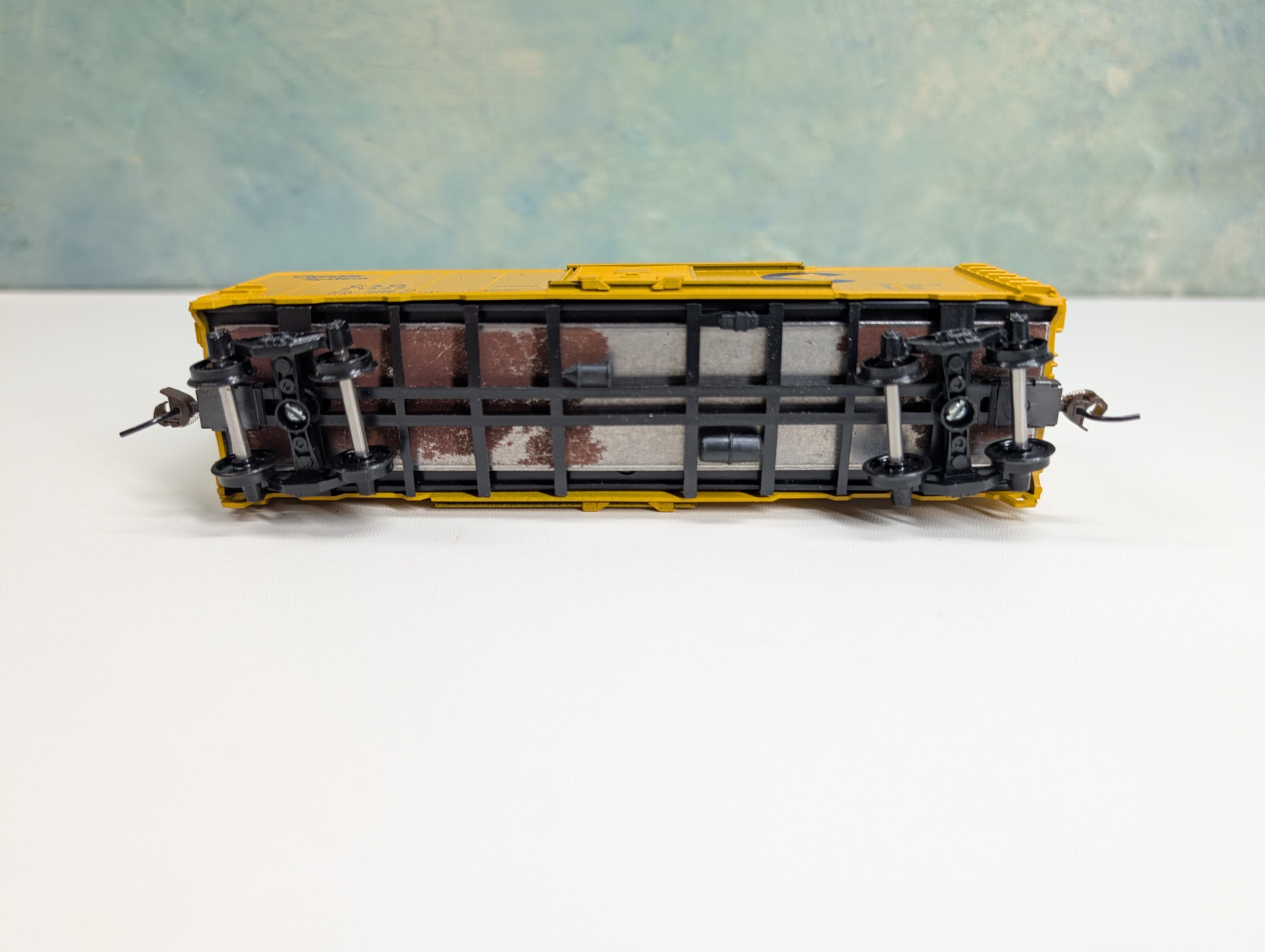 USED Athearn HO Scale 40' Box Car Chessie System C&O #23332 Bev-Bel