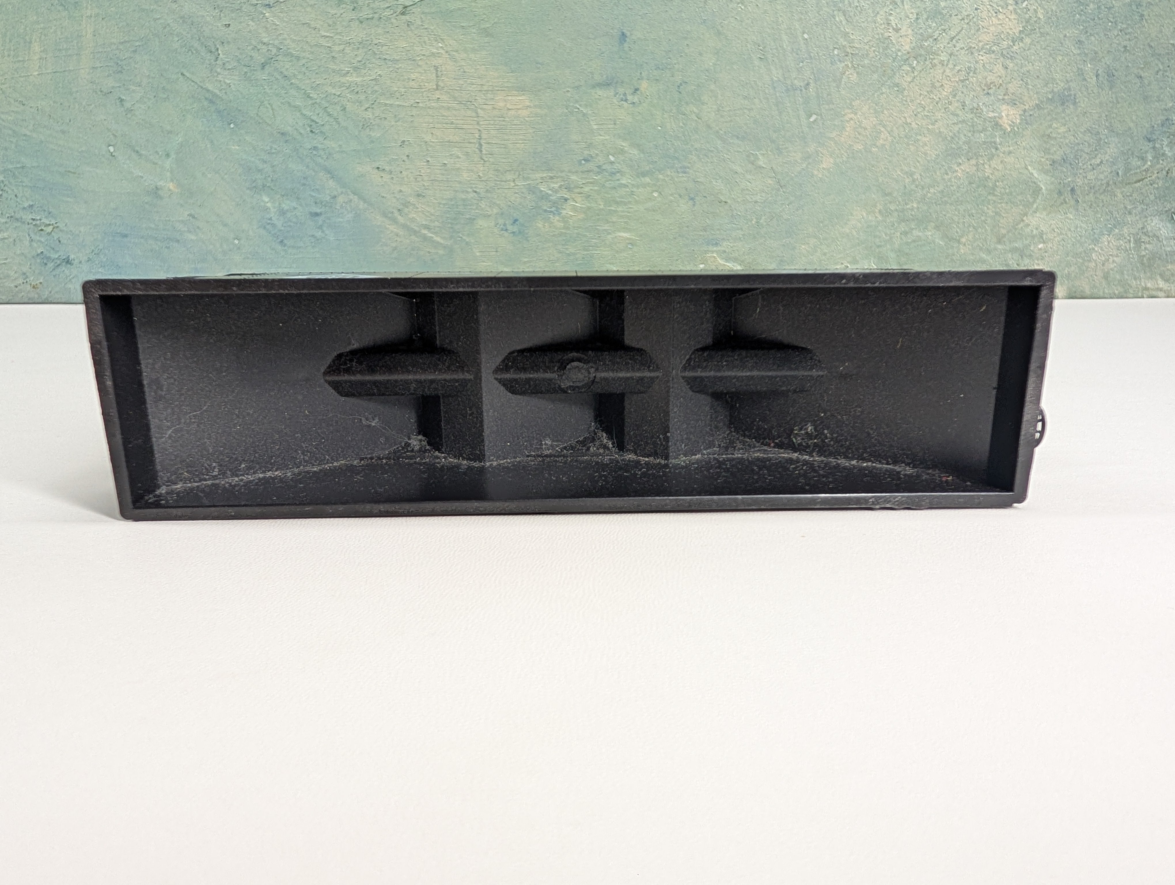 USED Roundhouse HO Scale 3 Bay Rib Side Hopper Erie #38999