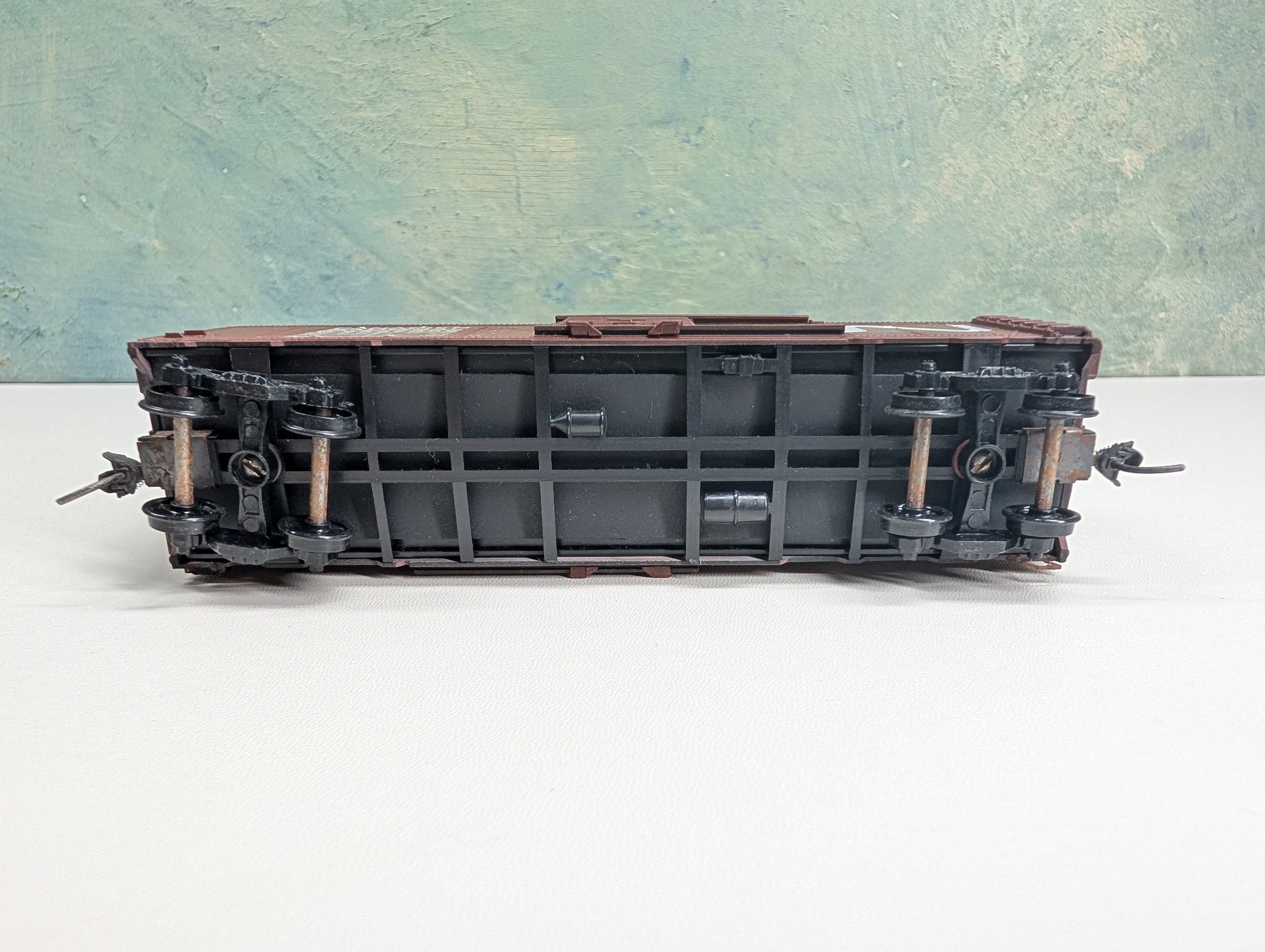 USED Athearn HO Scale 40' Box Car Canadian National CN #548399 Rough Decals