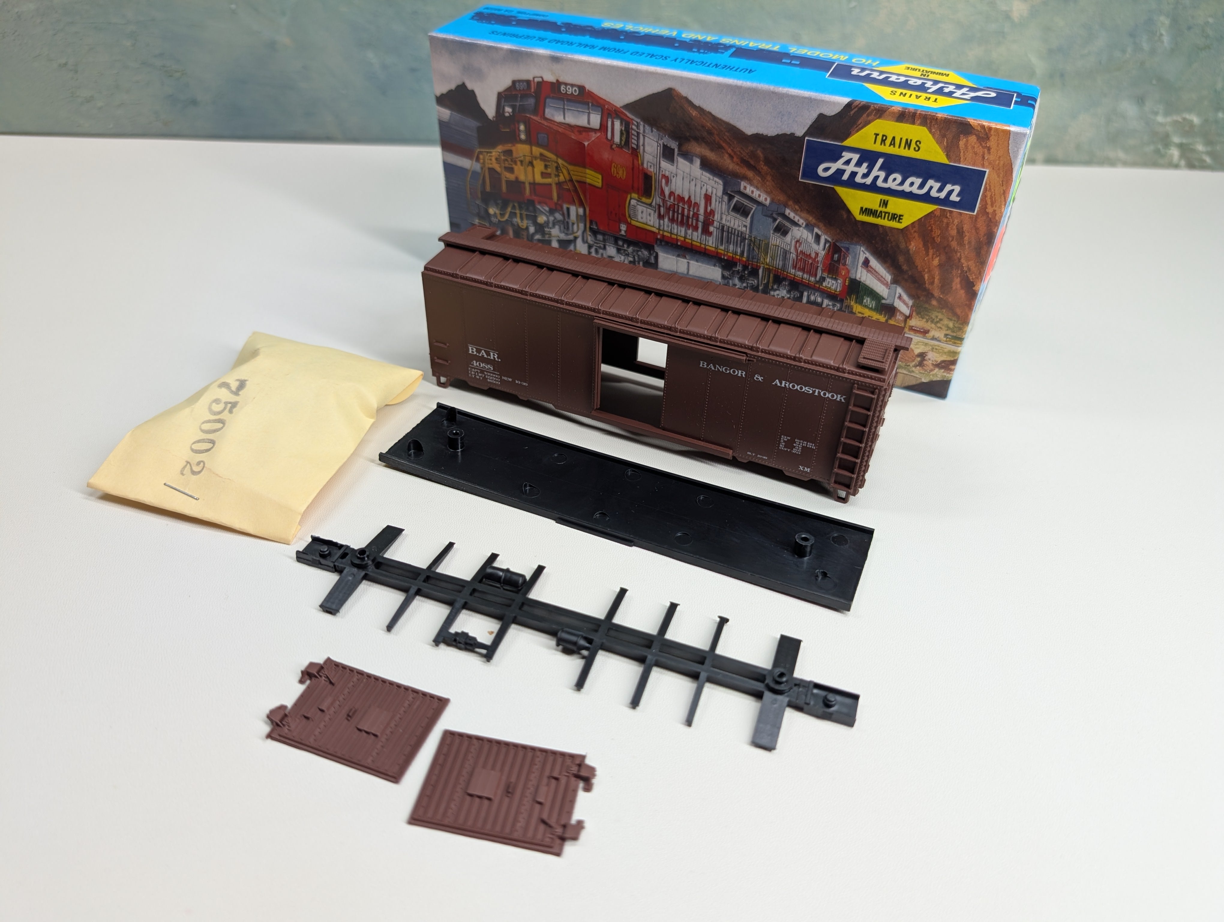 USED Athearn HO Scale 40' Box Car Bangor and Aroostook BAR #4088 KIT
