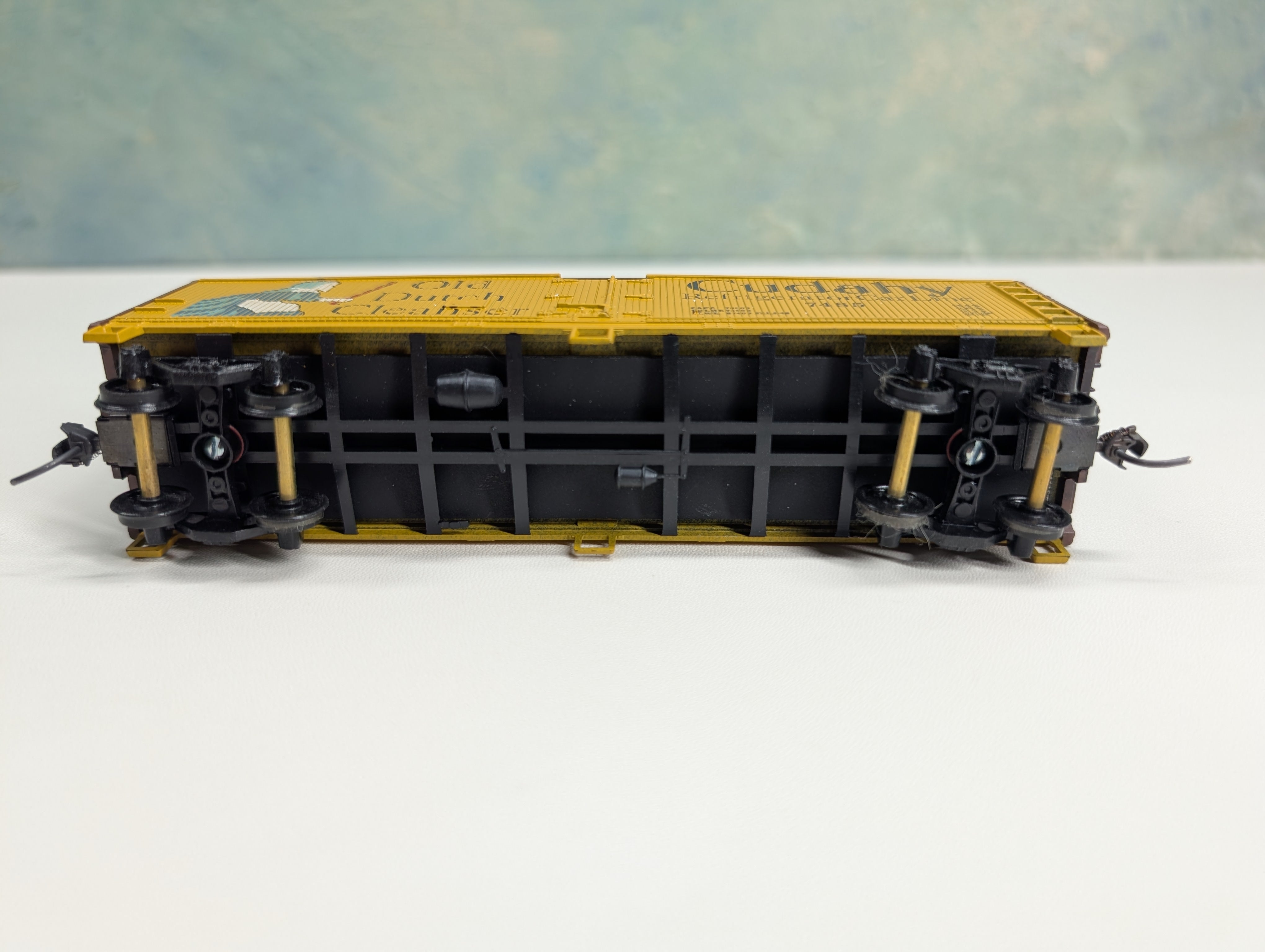 USED Athearn HO Scale 40' Reefer Box Car Old Dutch Cleanser #7485