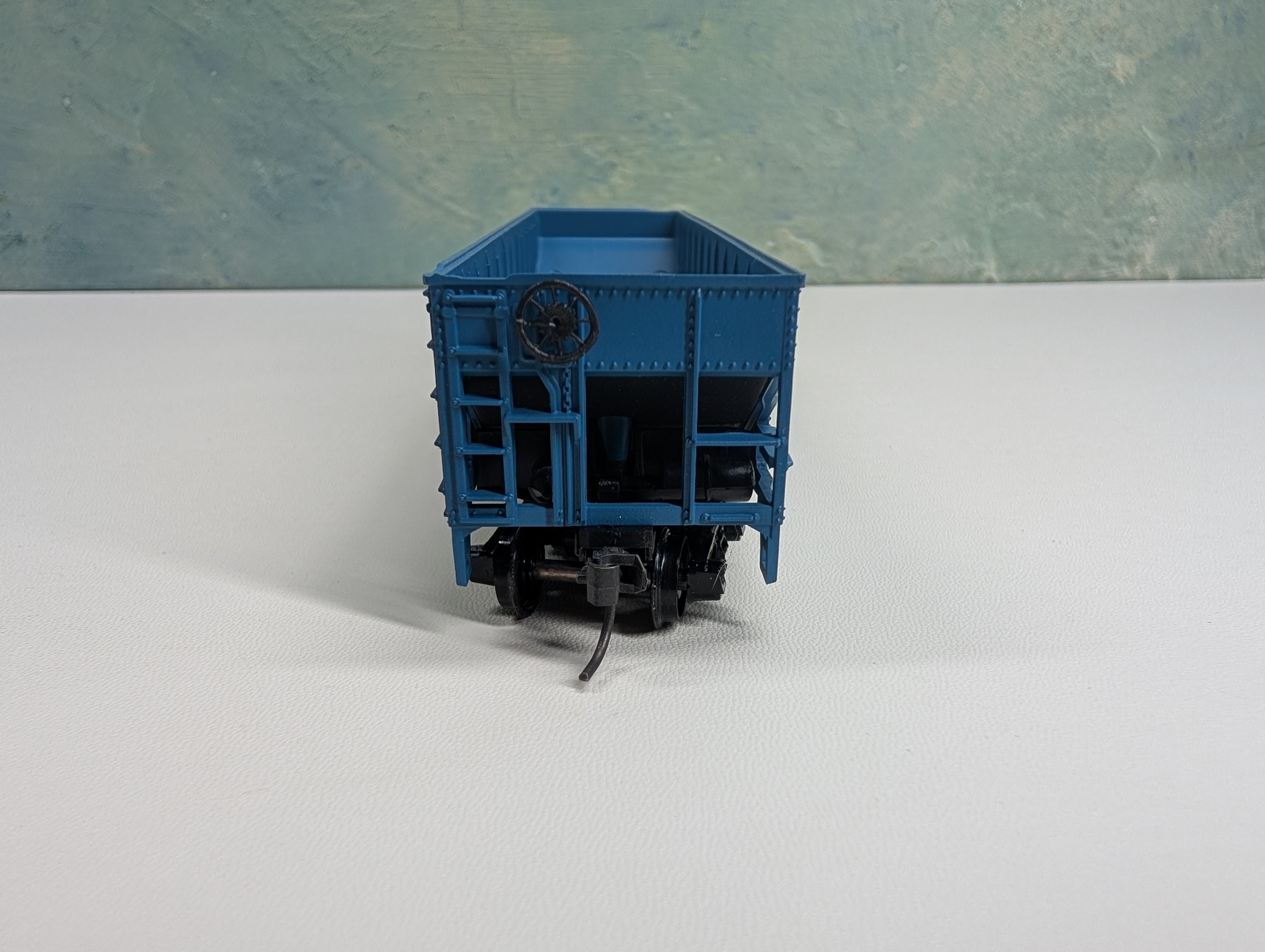 USED Athearn 1752 HO Scale Operating Quad Hopper Boston and Maine BM #71714