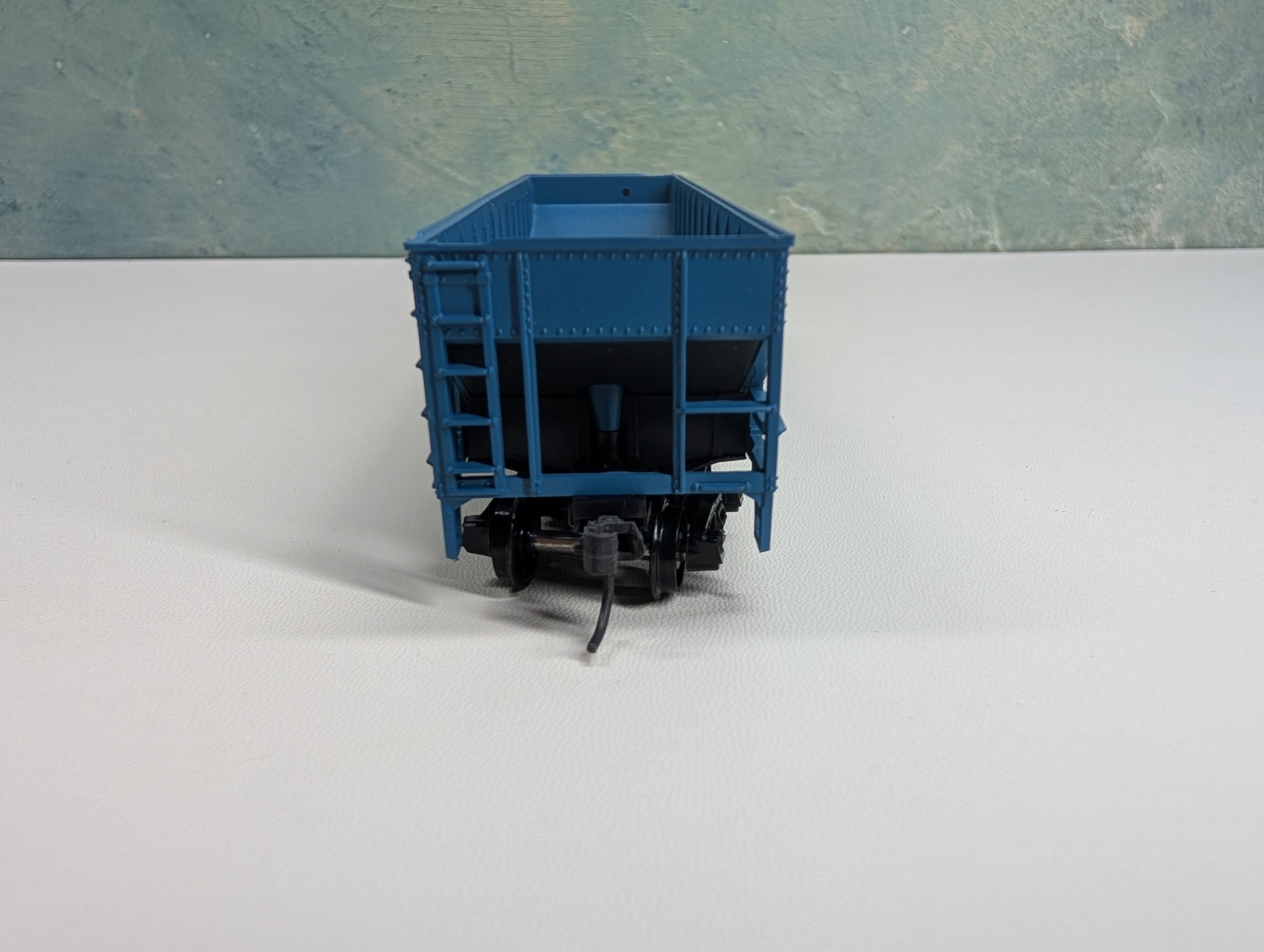 USED Athearn 1752 HO Scale Operating Quad Hopper Boston and Maine BM #71714
