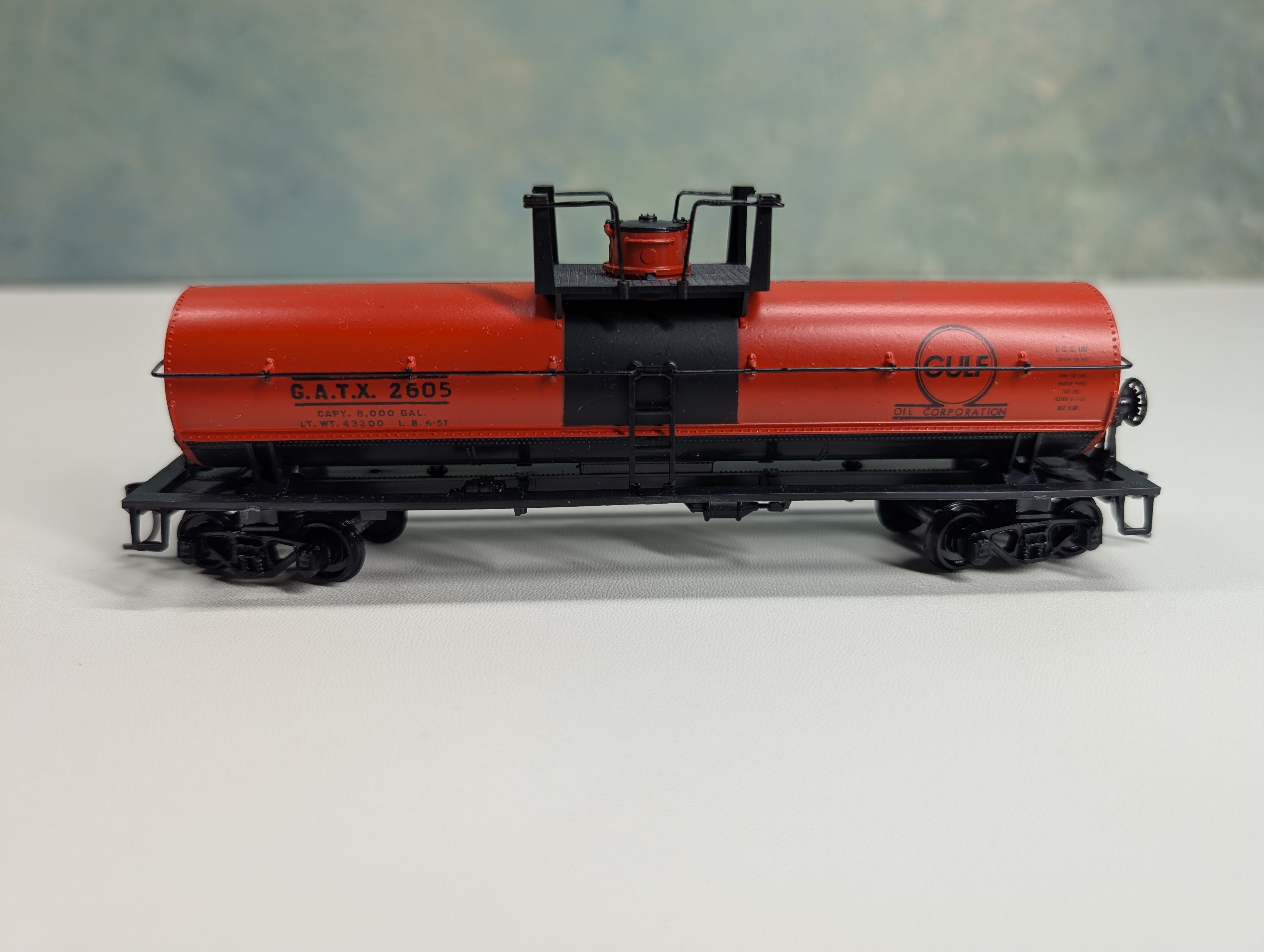 USED Athearn HO Scale 40' Chemical Tank Car Gulf GATX #2605