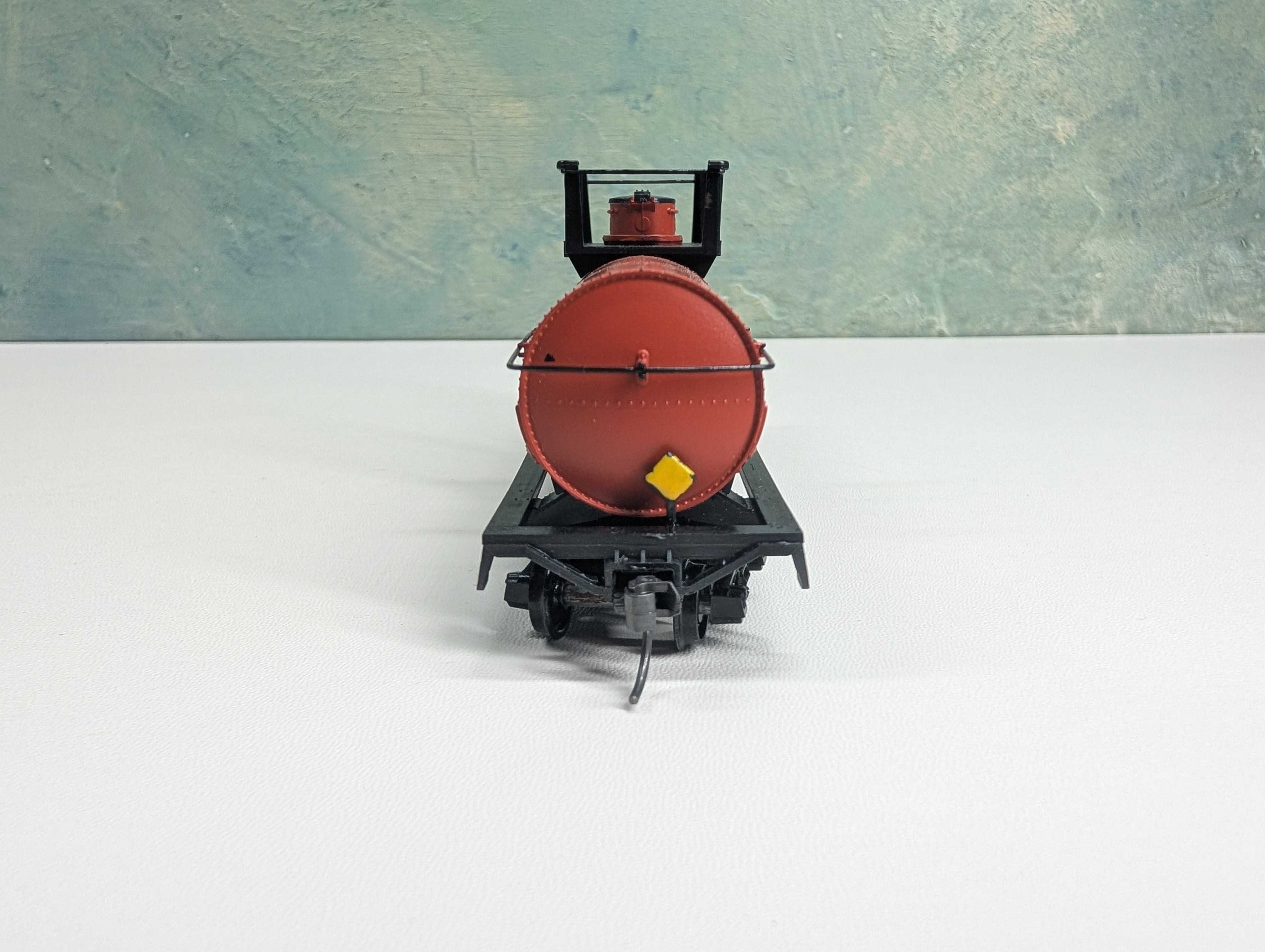 USED Athearn HO Scale 40' Chemical Tank Car Gulf GATX #2605