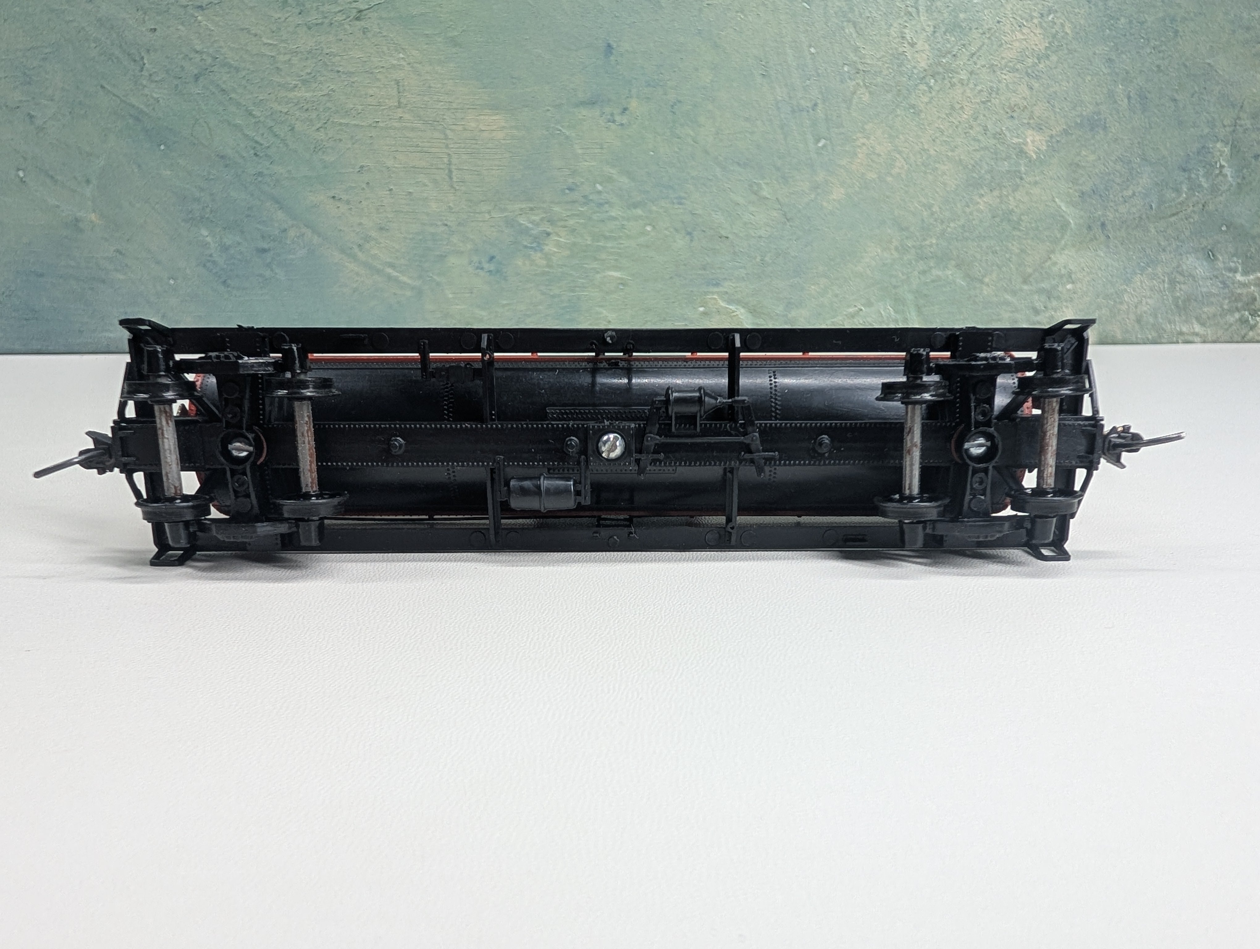 USED Athearn HO Scale 40' Chemical Tank Car Gulf GATX #2605