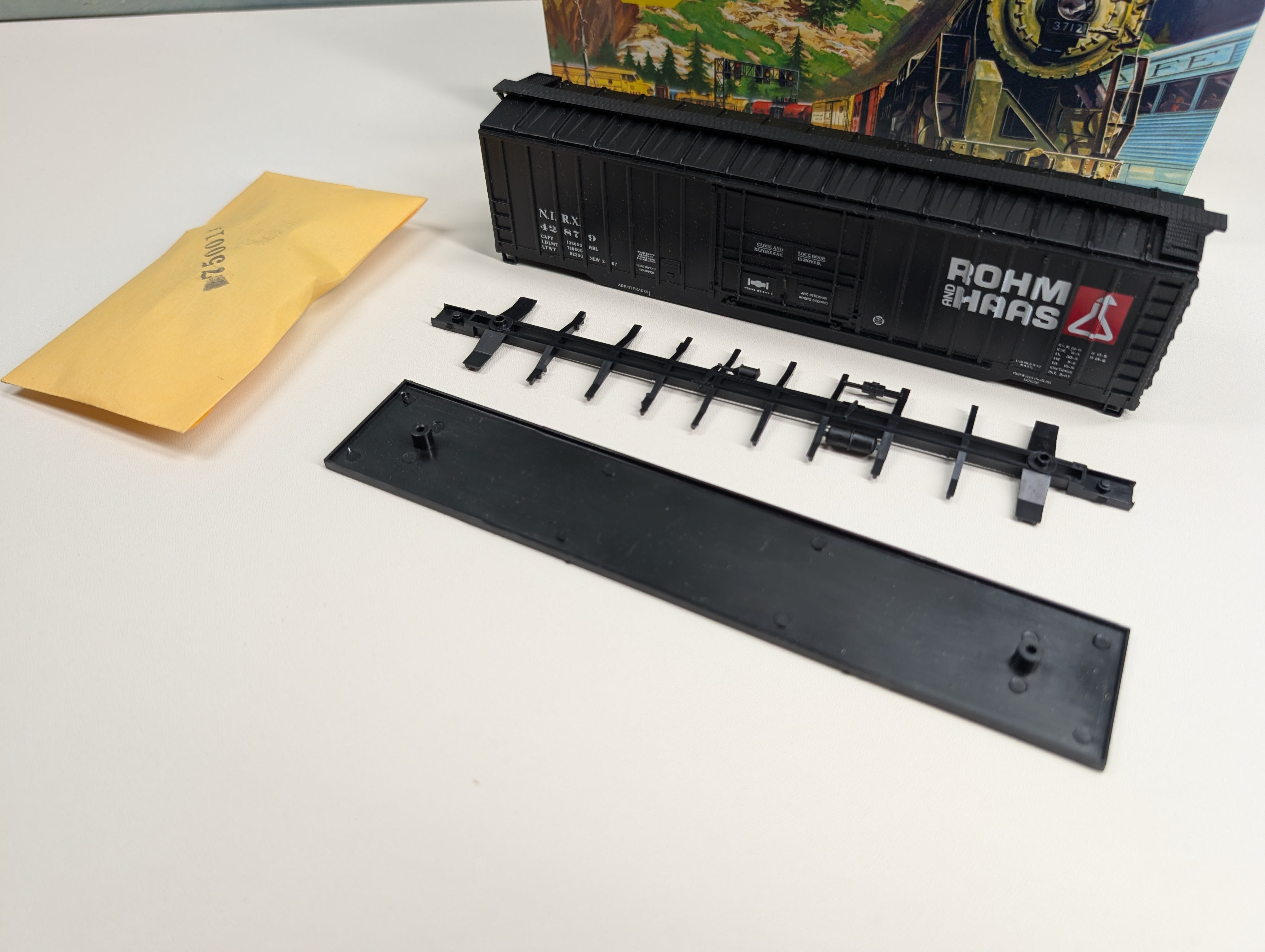 USED Athearn 5281 HO Scale 50' PD Box Car Rohm and Haas NIRX #42879 KIT