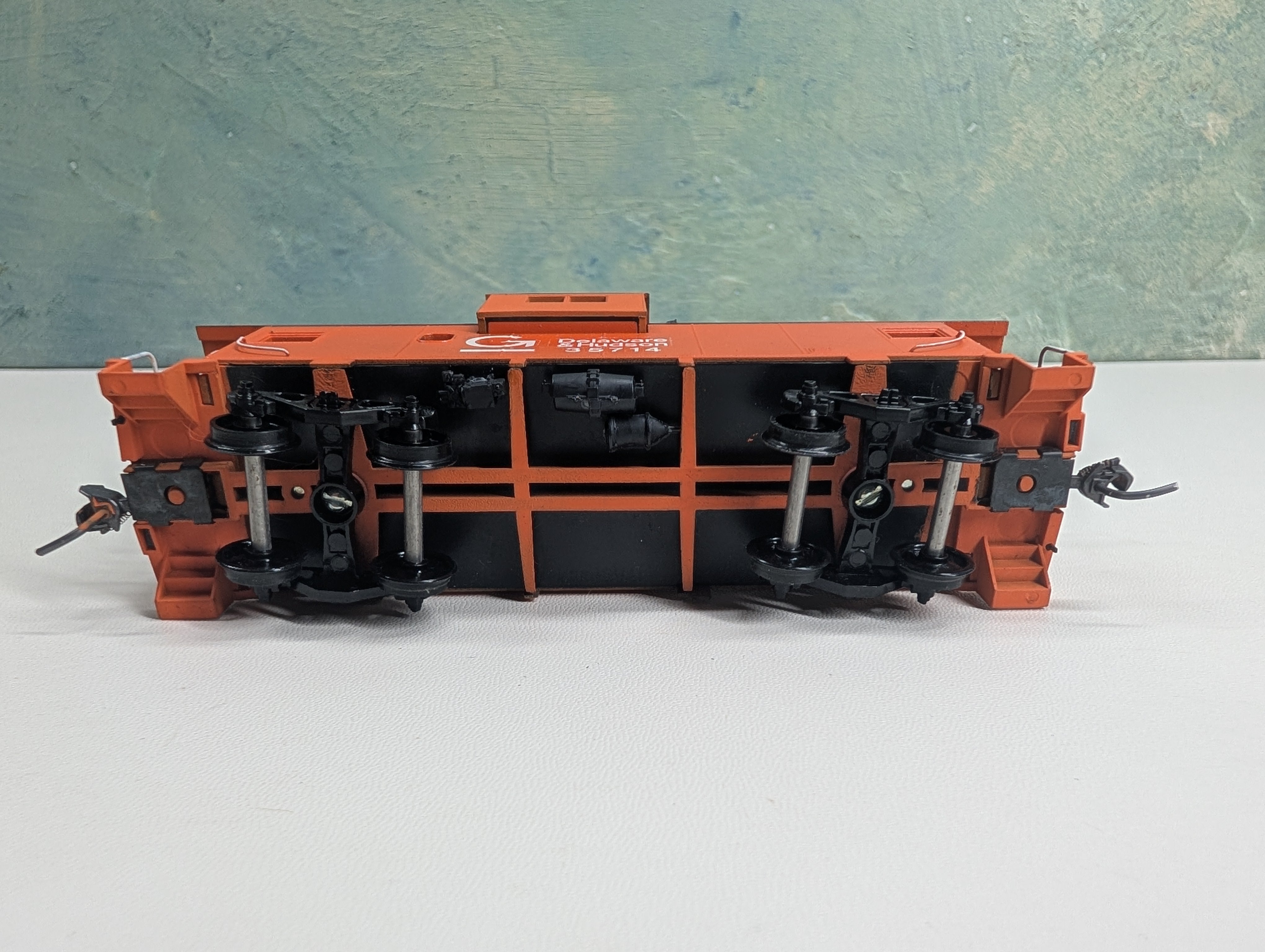 USED Athearn HO Scale Wide Vision Caboose Guilford D&H #35714 Custom Decals