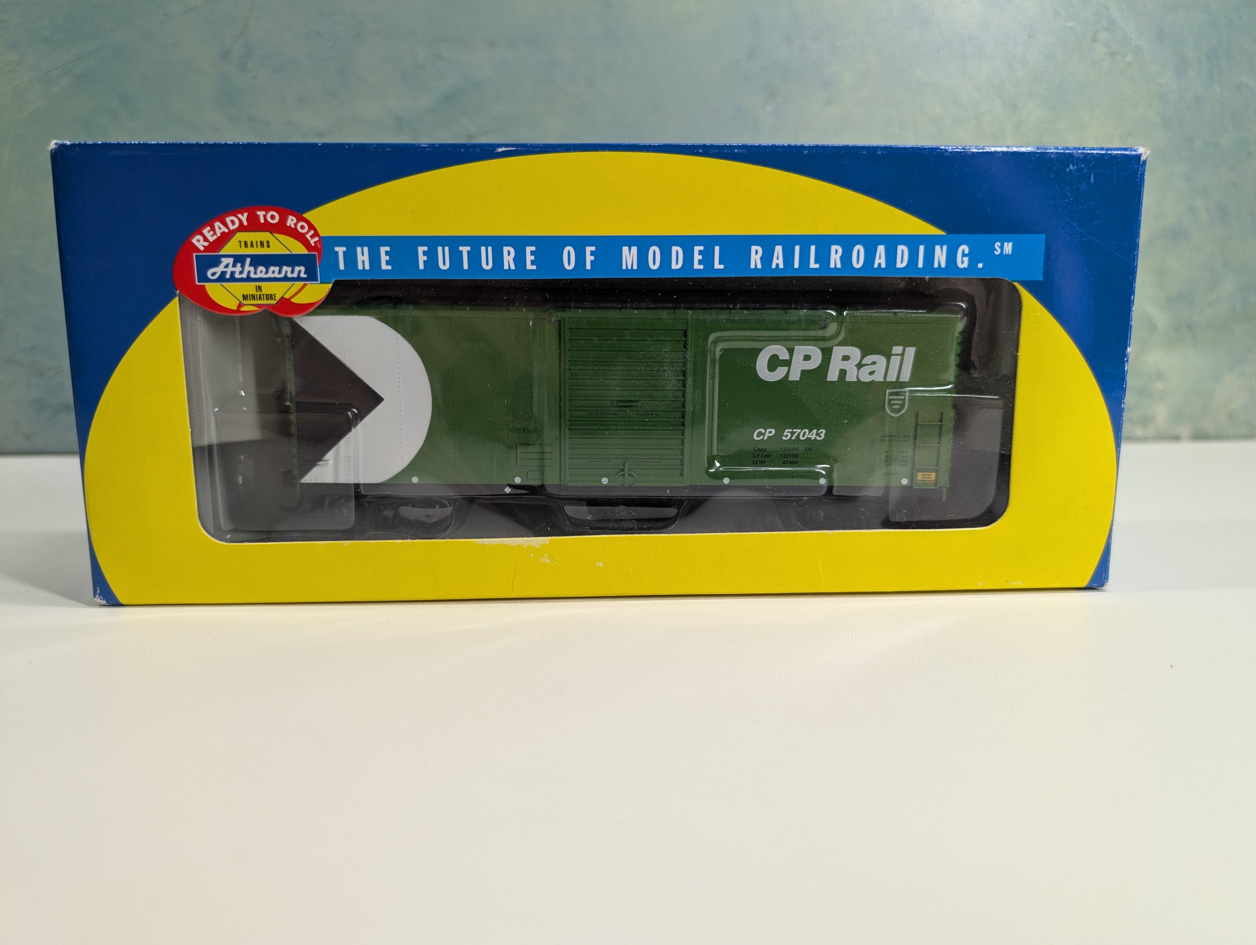 USED Athearn 70452 HO Scale 40' Modern Box Car Canadian Pacific CP #57043
