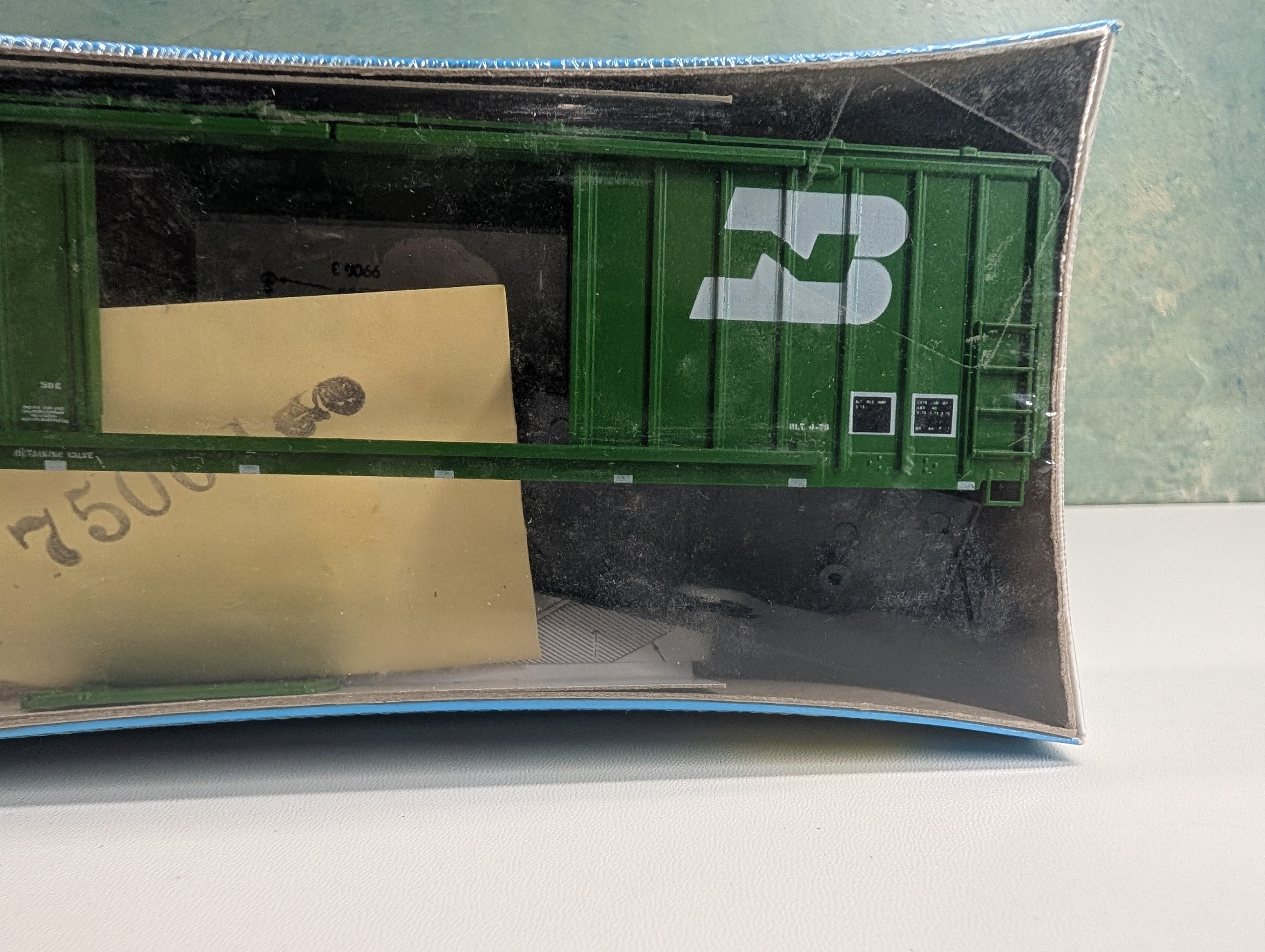 Athearn 5075 HO Scale 50' OB DD Box Car Burlington Northern BN #247908 Sealed KIT