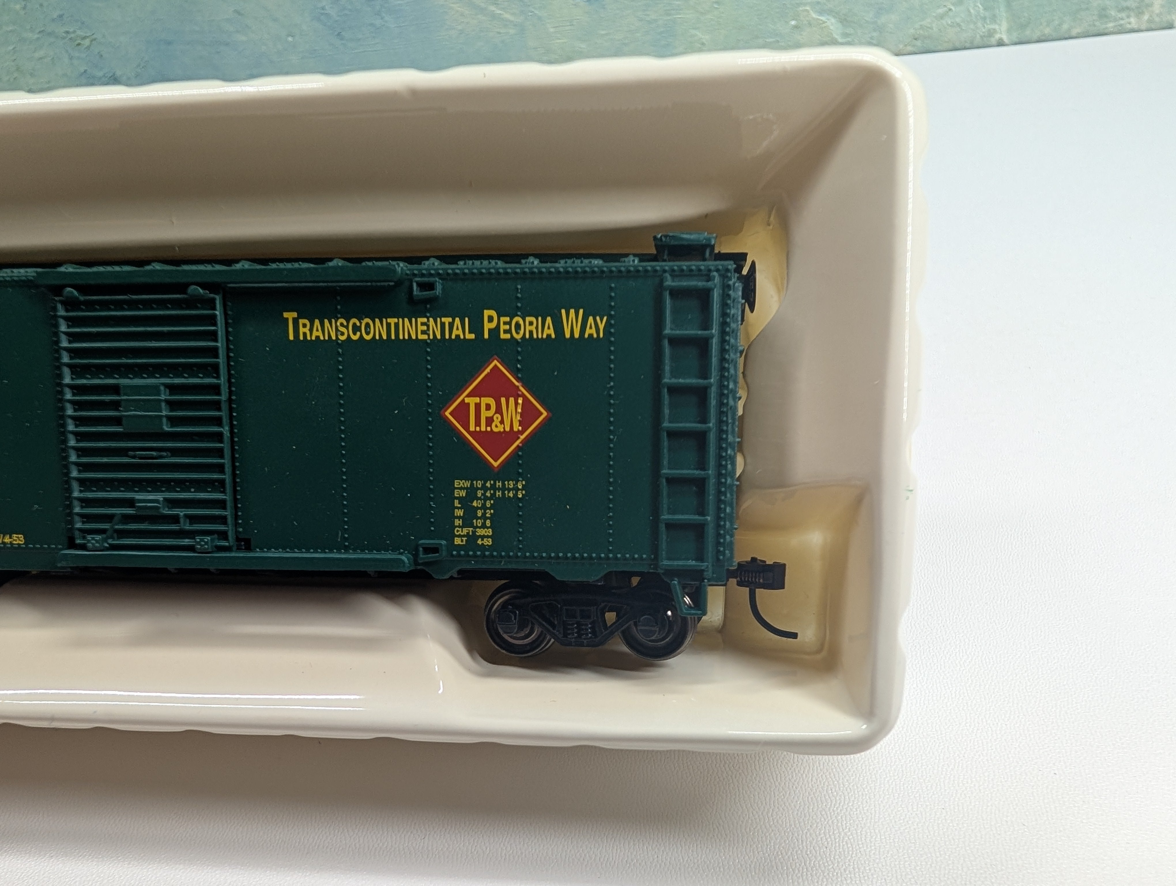 USED Bachmann 17032 HO Scale 40' Box Car Toledo Peoria & Western TP&W #608