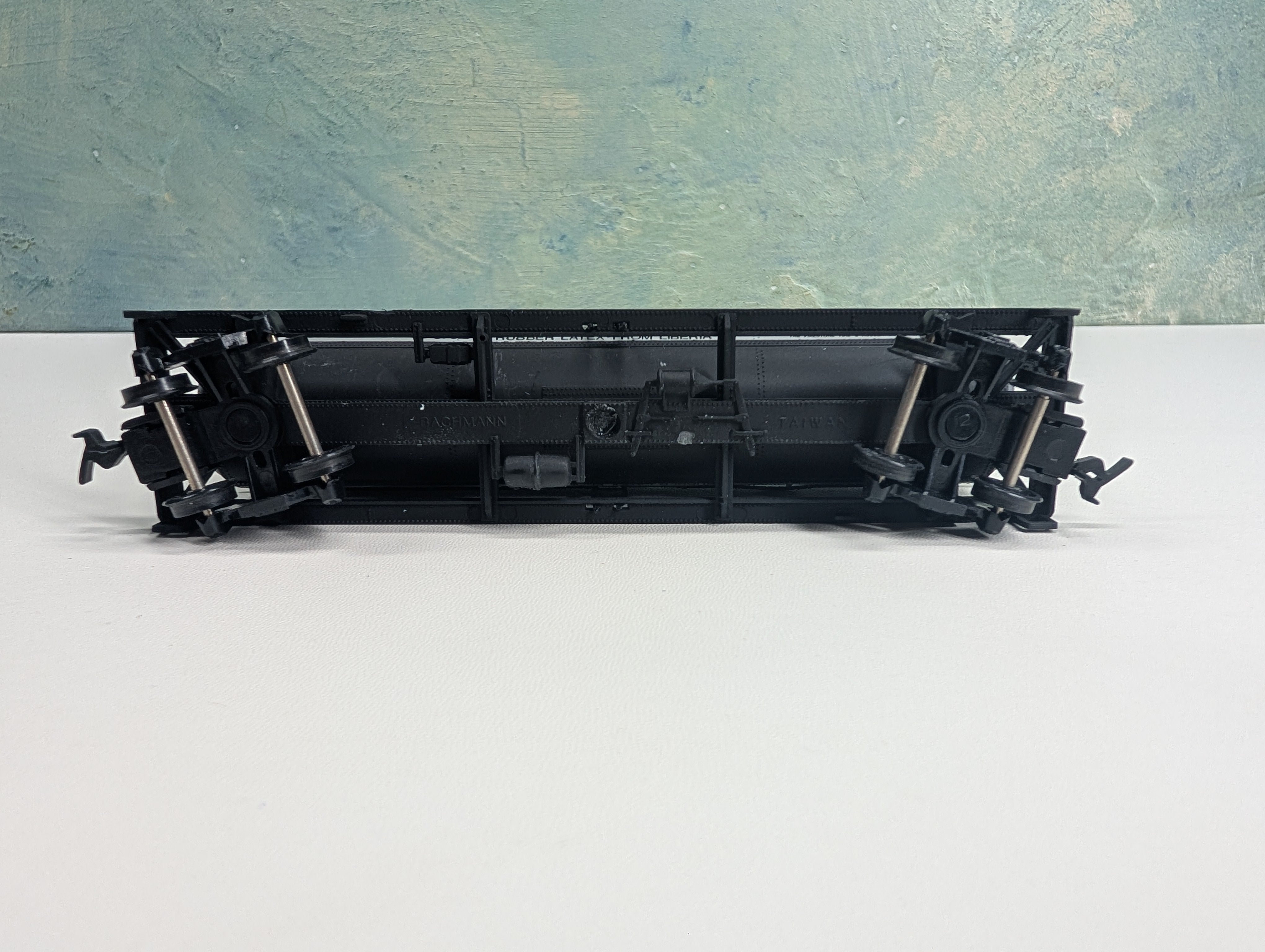 USED Bachmann HO Scale Triple Dome Tank Car Firestone GATX #30926