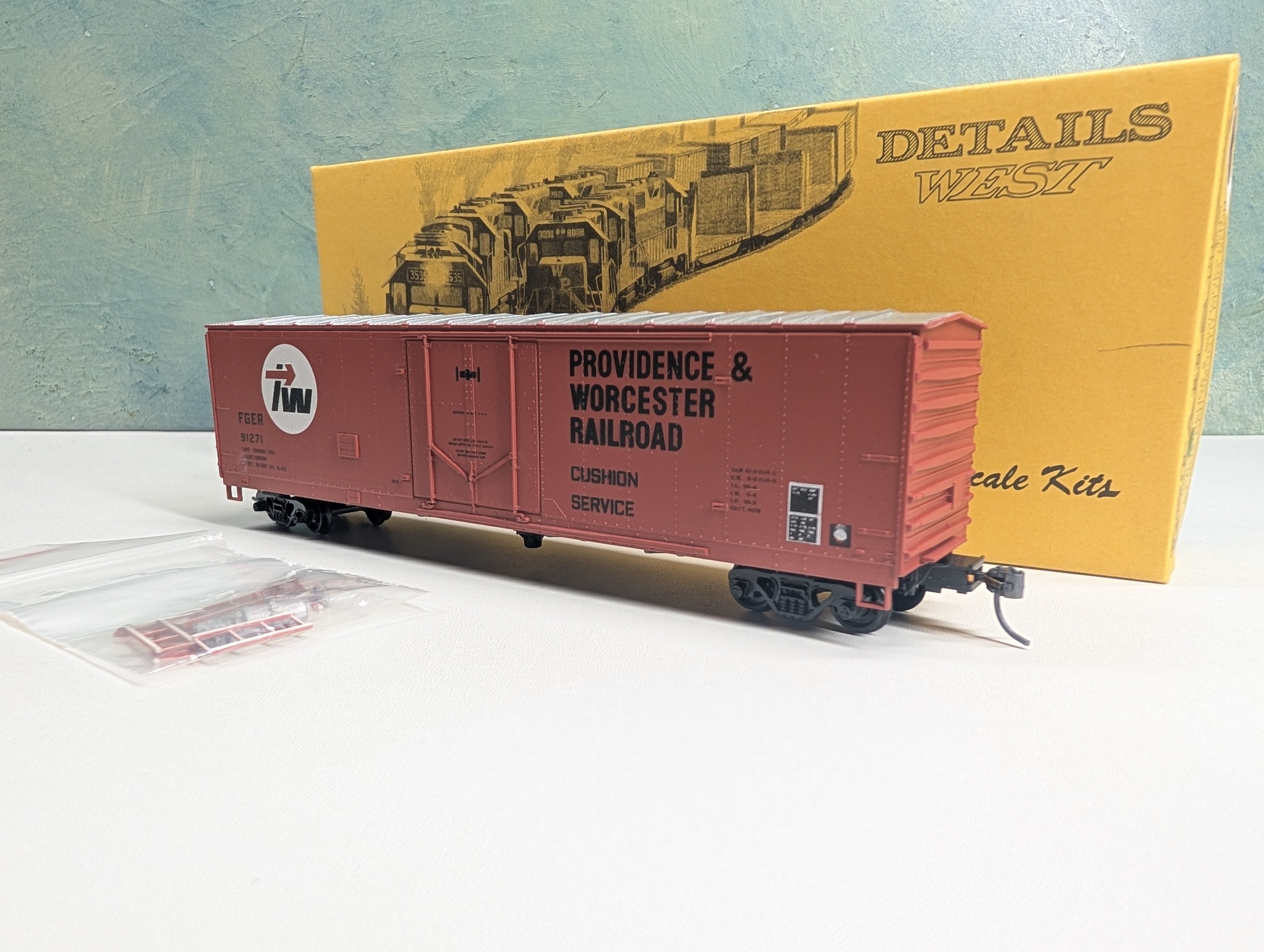 USED DETAILS WEST BC806 HO Scale 50' Box Car Smooth Plug Door Providence and Worcester Railroad FGER #91271
