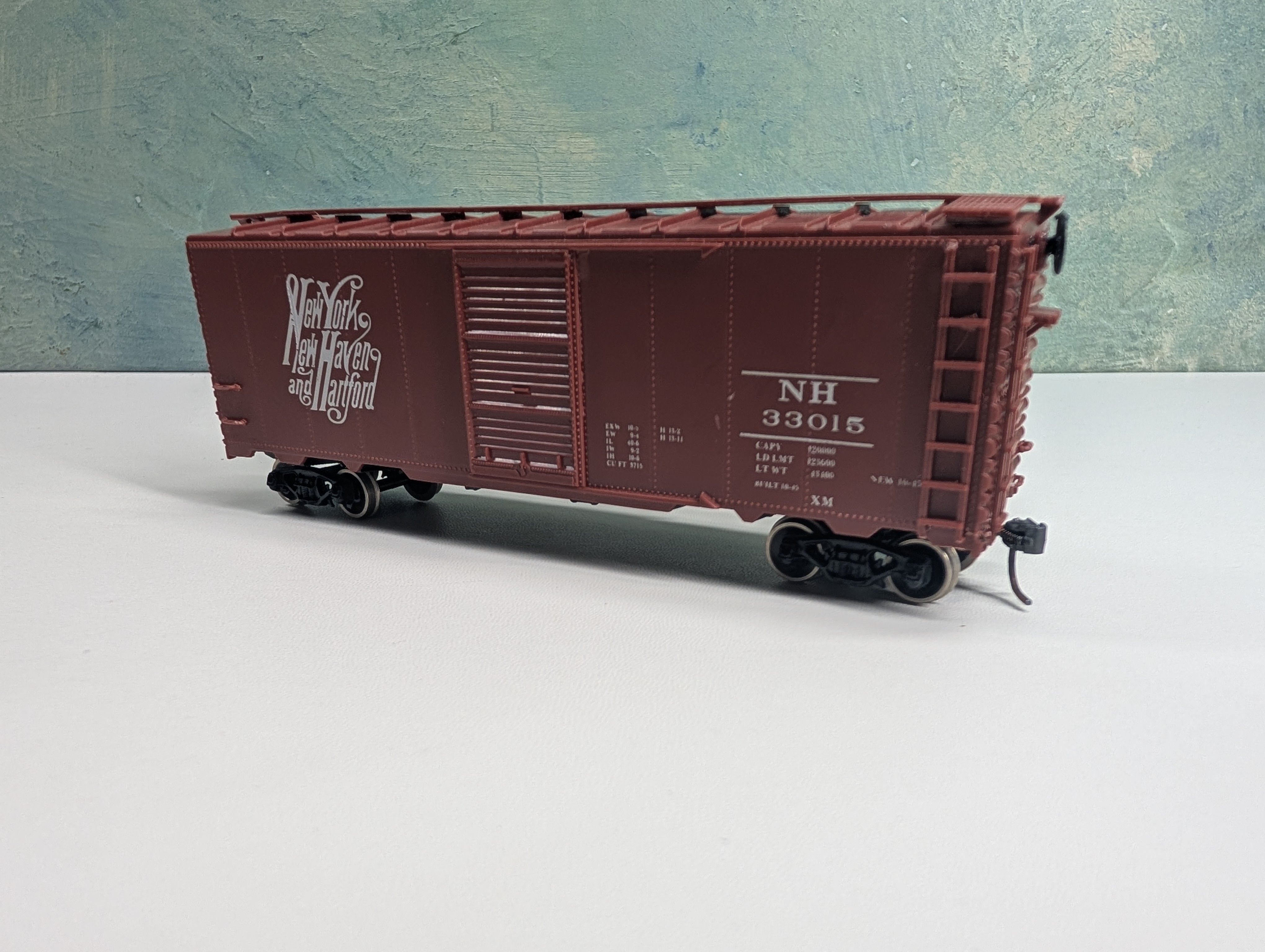 USED C&BT SHOPS HO Scale 40' PS Box Car New Haven NH #33015 Metal Wheels